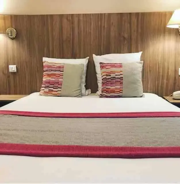 Double Room in Hotel Corona -Rodier- Double Room in Hotel Corona -Rodier-