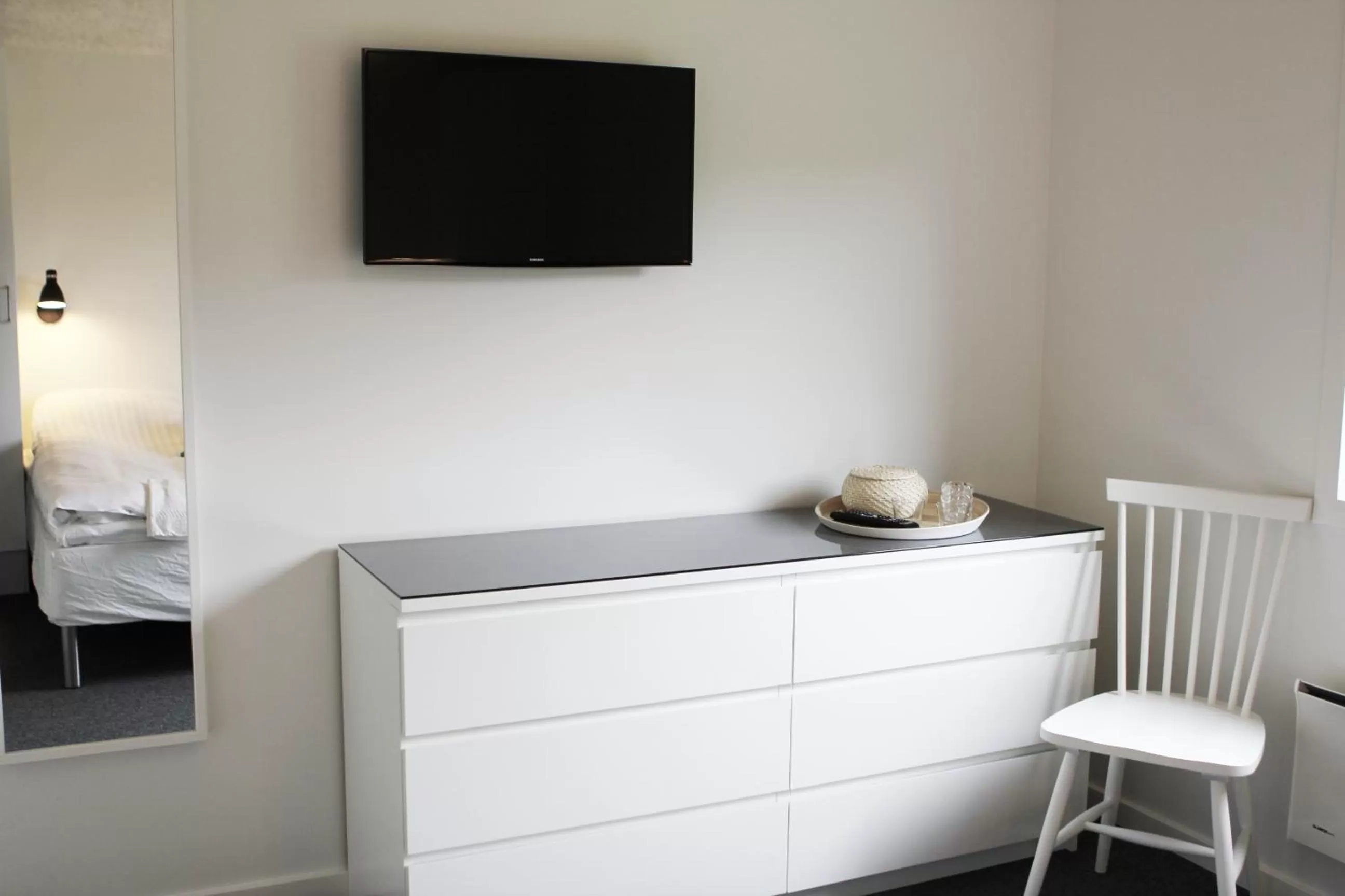 Decorative detail, Bed in 272 Bed & Breakfast