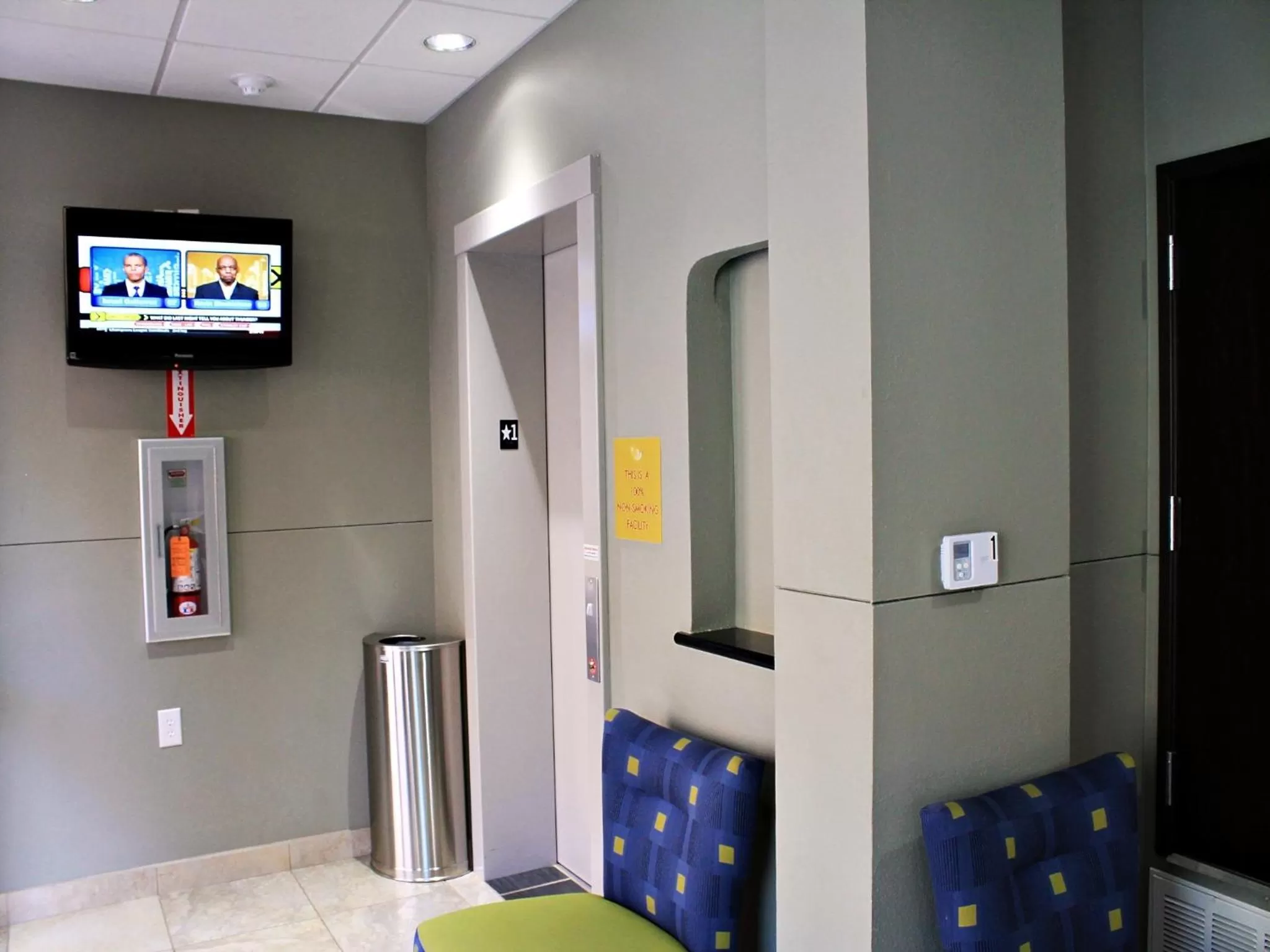 TV and multimedia in Cityview Inn & Suites Downtown /RiverCenter Area