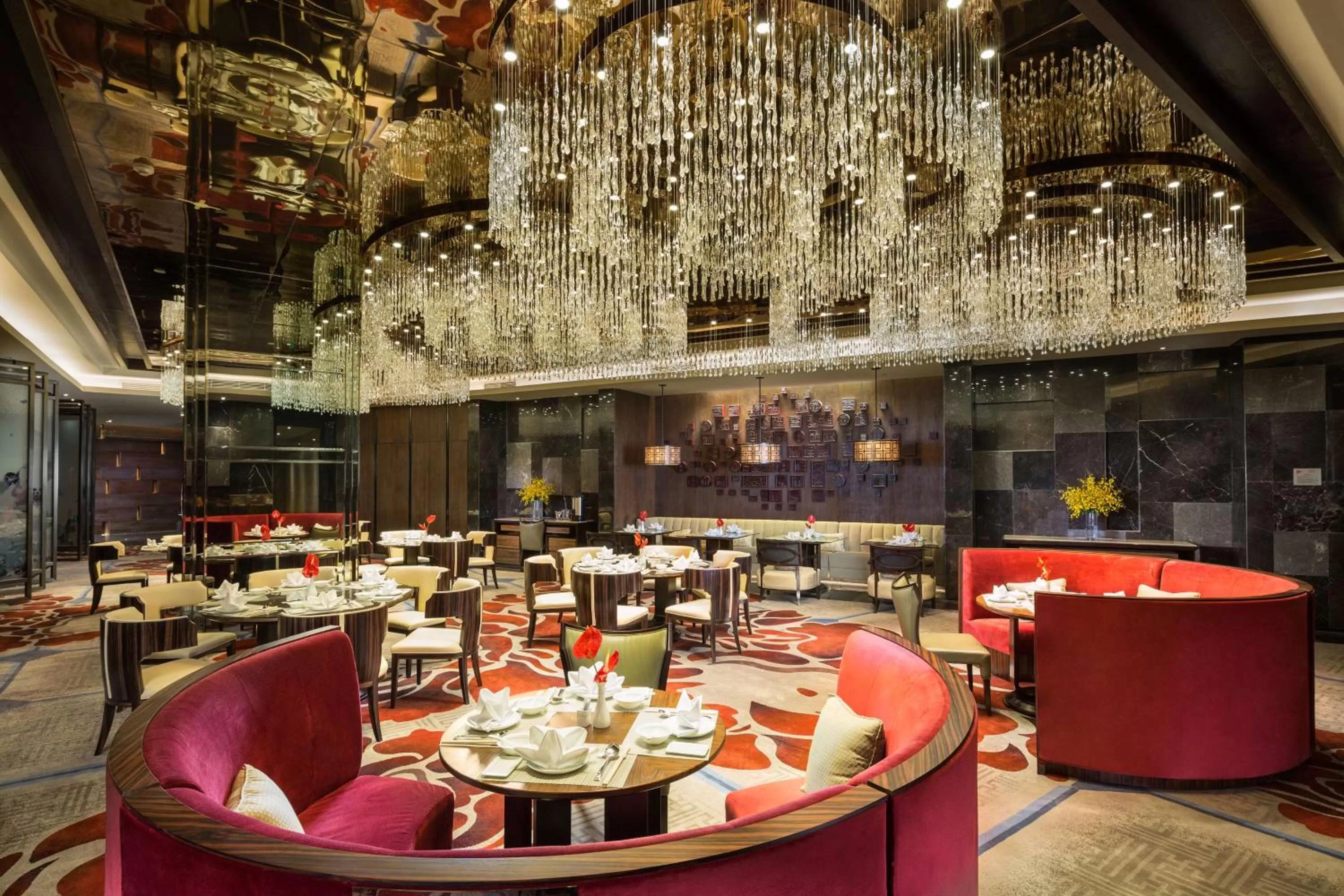 Restaurant/places to eat in Hilton Urumqi