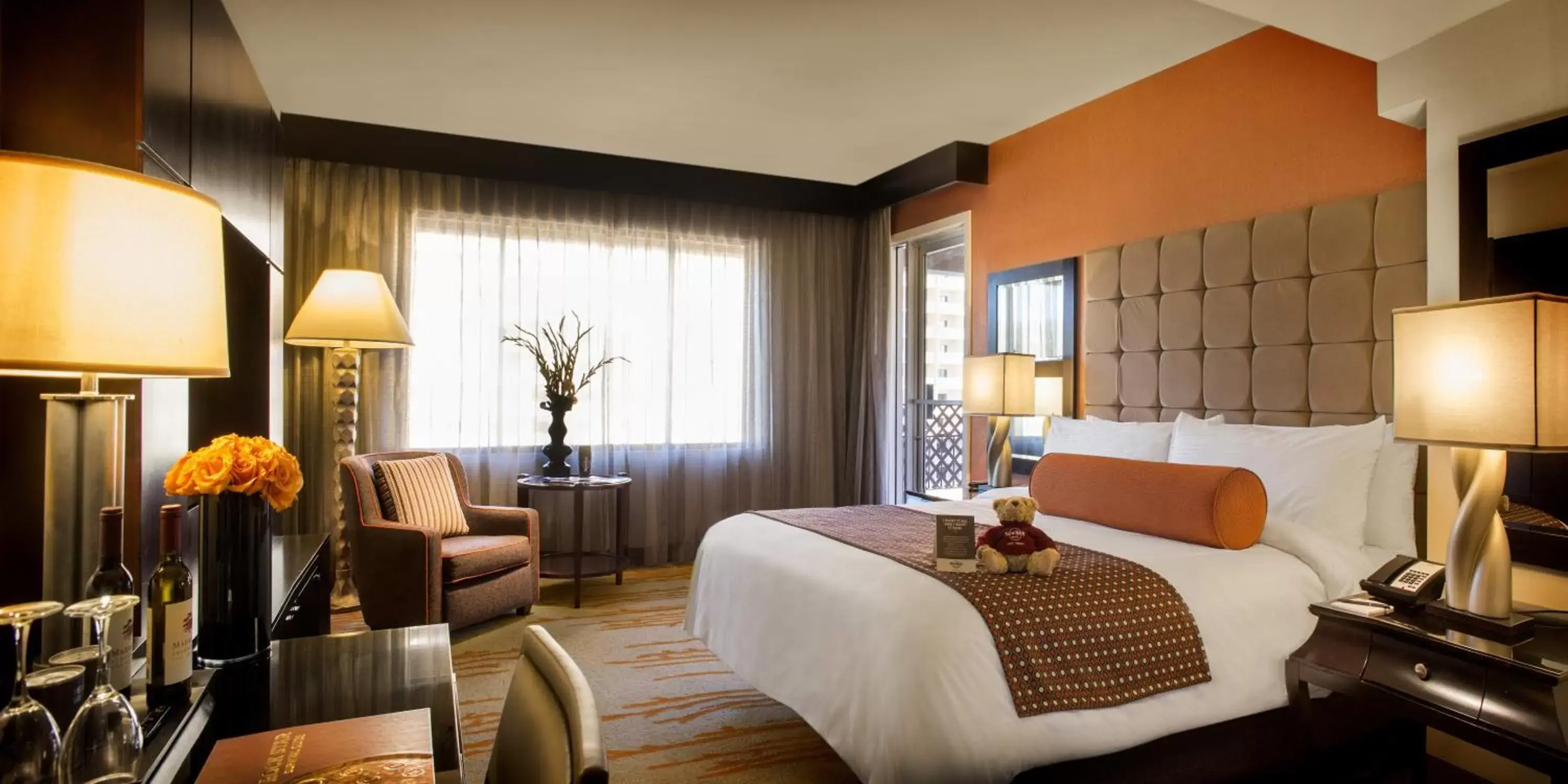 King Room with Lake View in Golden Nugget Lake Tahoe King Room with Lake View in Golden Nugget Lake Tahoe