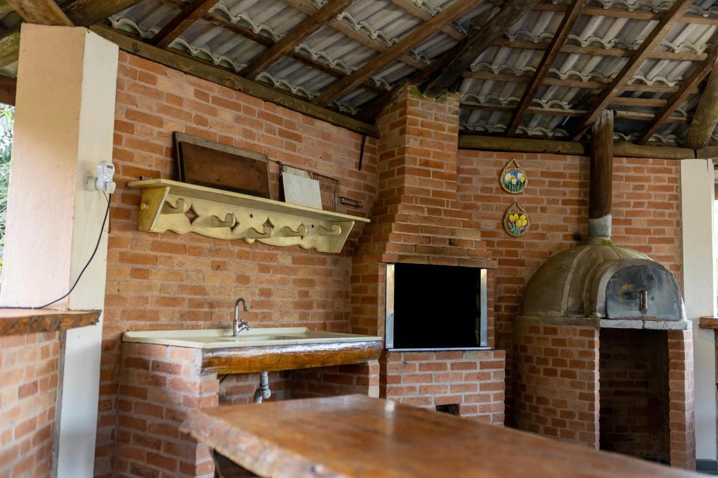 BBQ Facilities in Chalés 3 Pinheiros