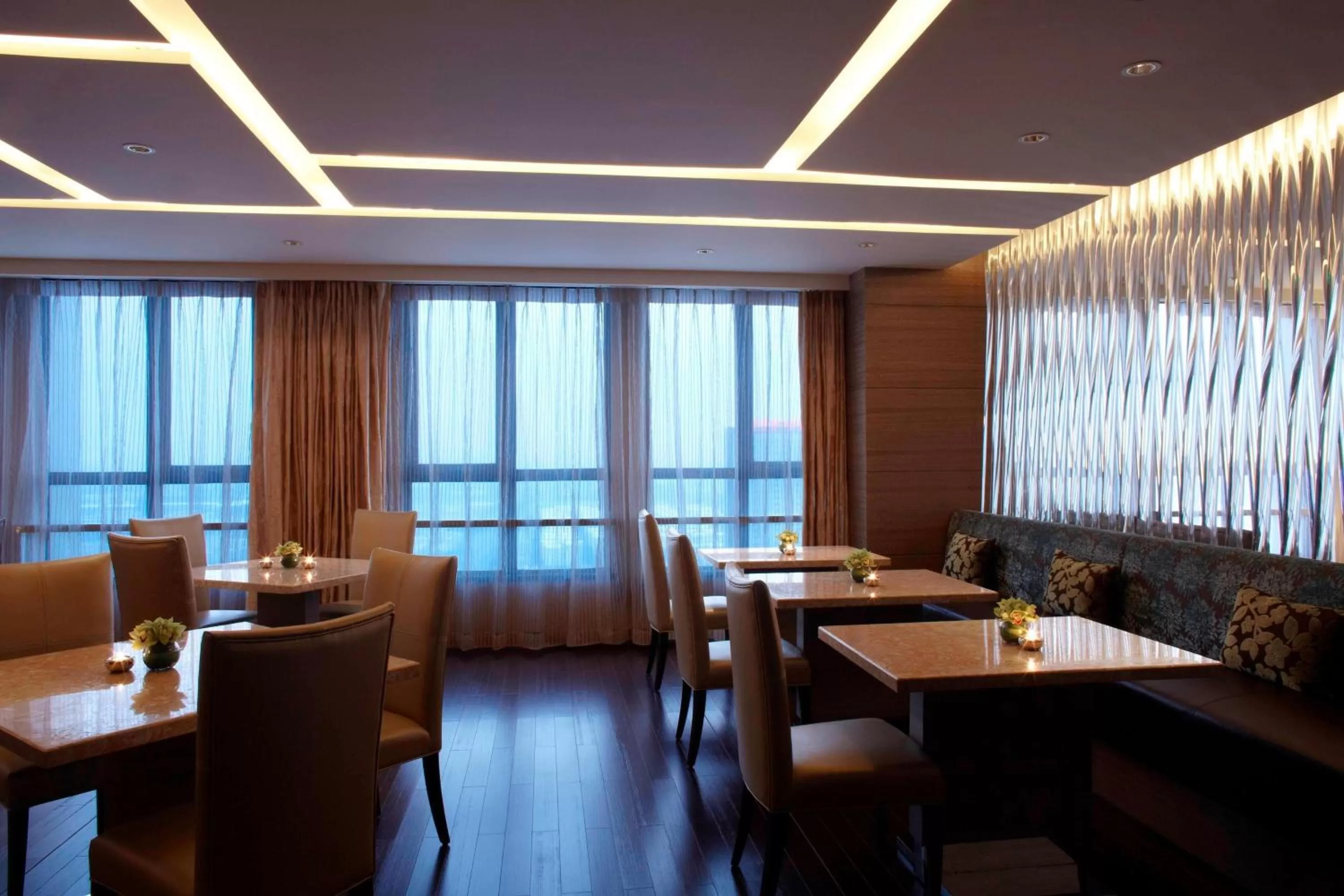Lounge or bar in Courtyard by Marriott Kunshan