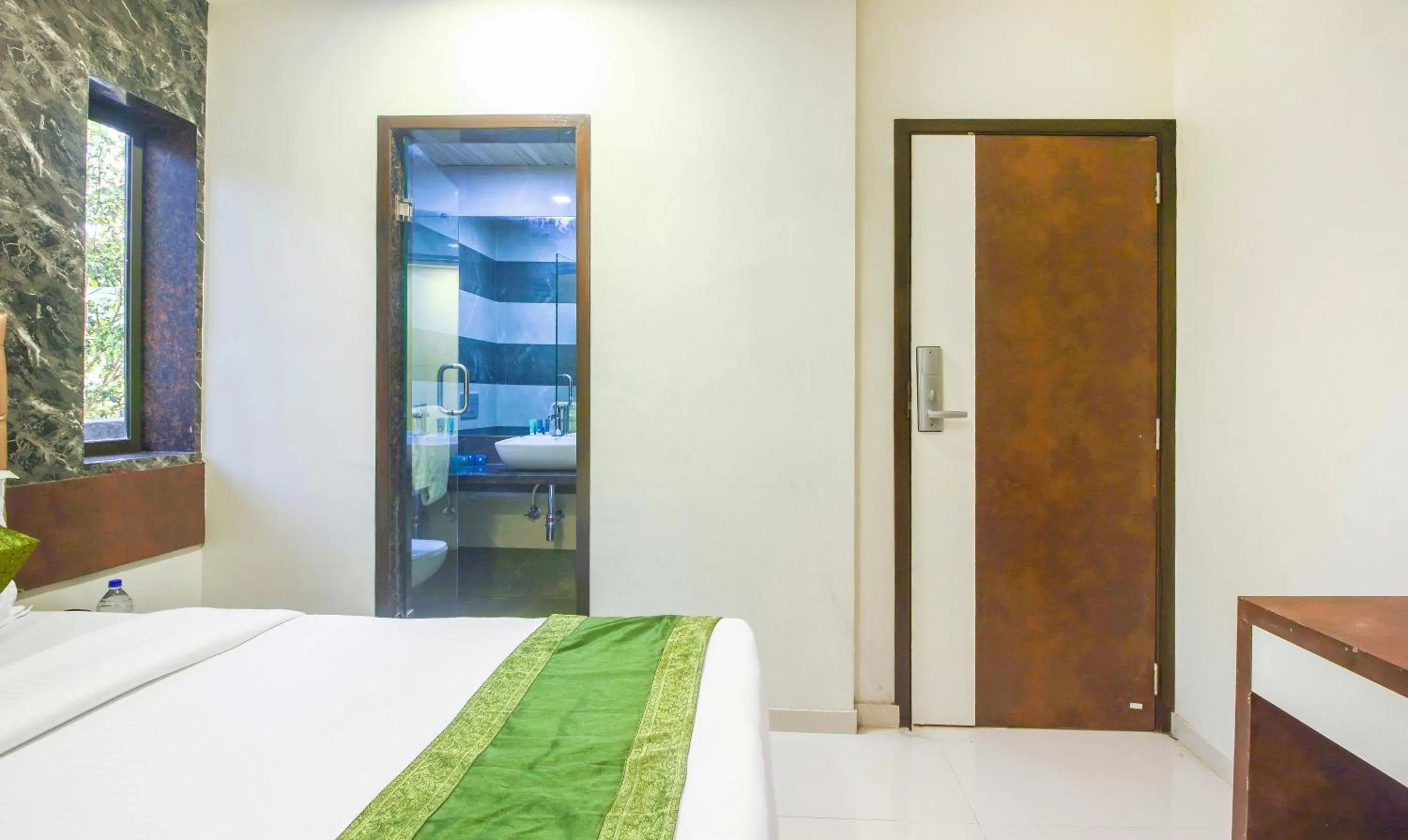 Bedroom, Bed in Treebo Blue Moon Powai
