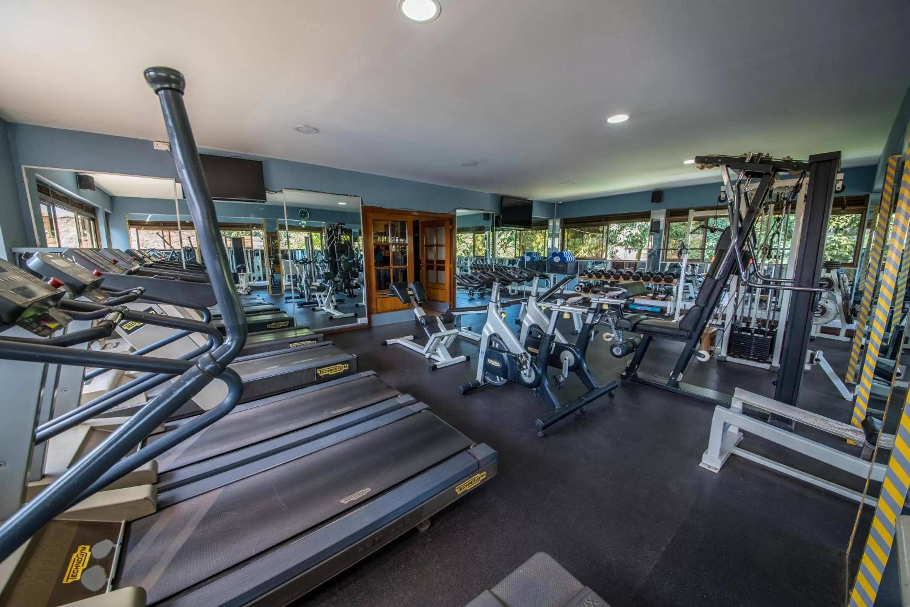 Fitness centre/facilities in Dolphin Suites