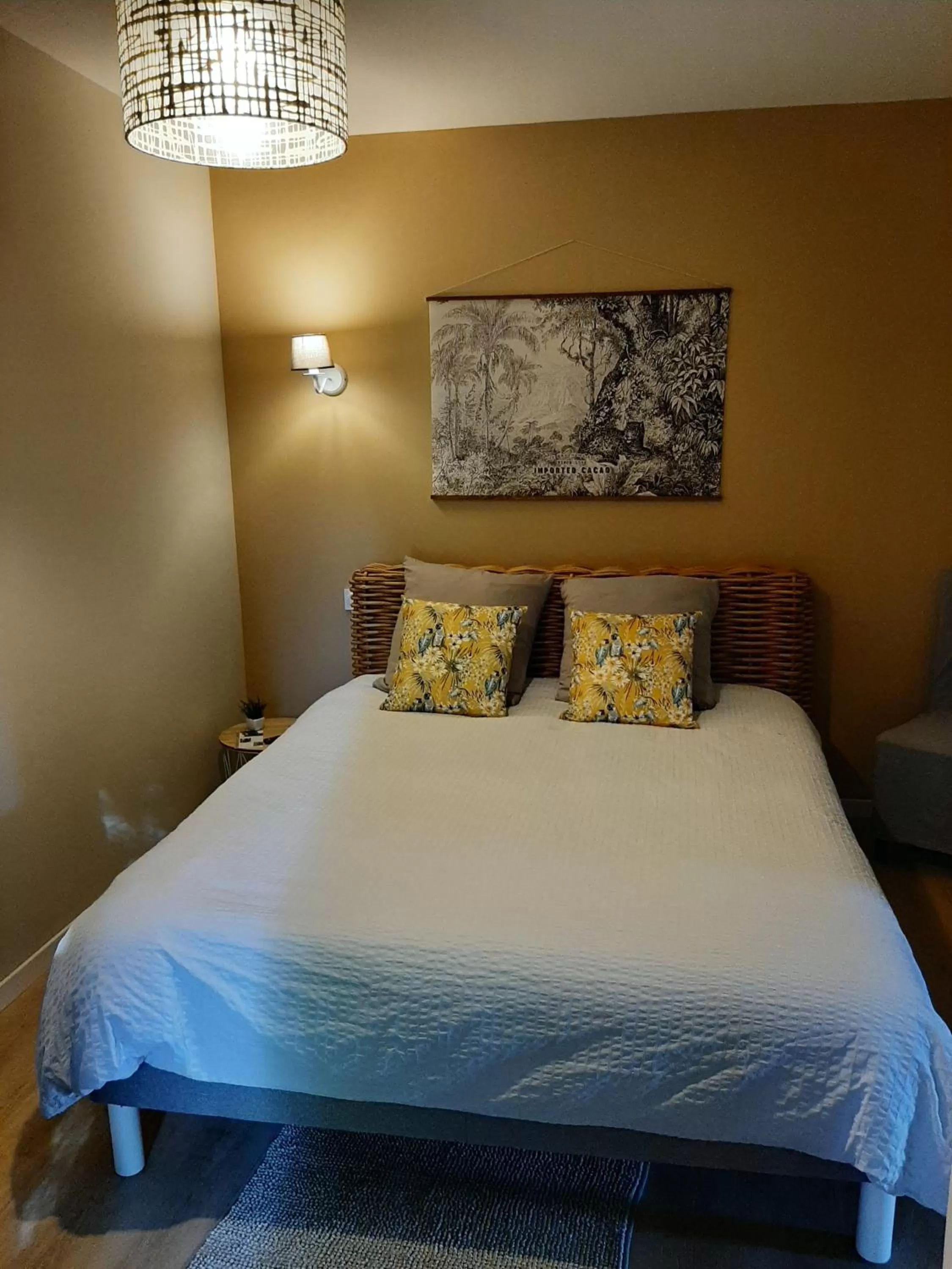 Bed in La Villa Claudia Jardin et Spa