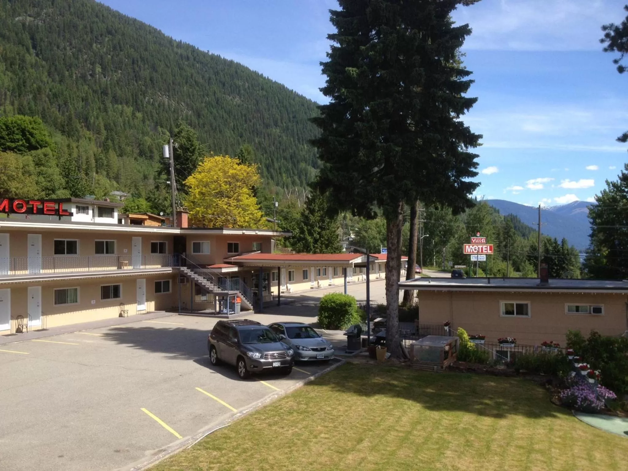 Facade/entrance in Villa Motel