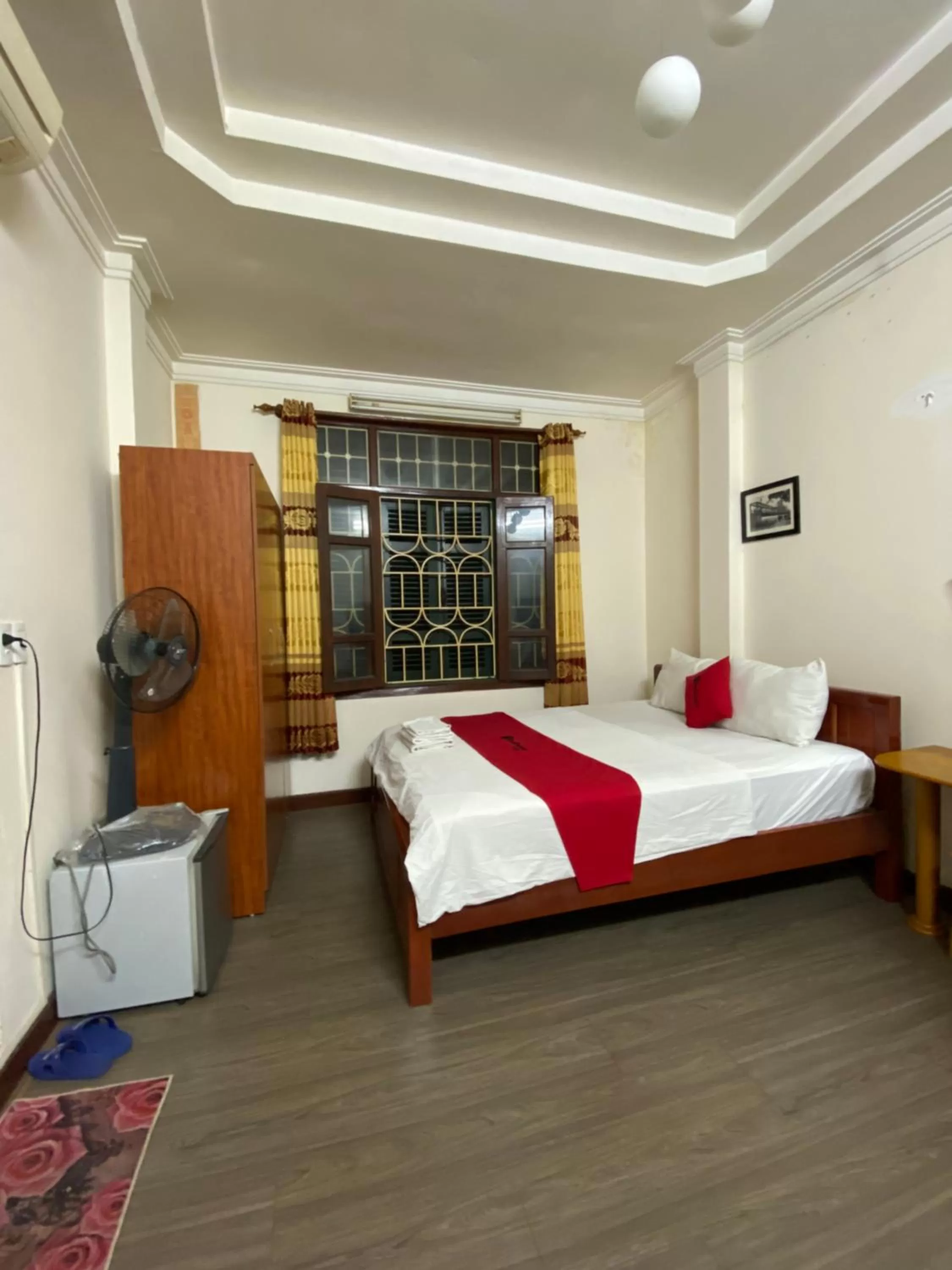 Photo of the whole room, Bed in Sophie hotel