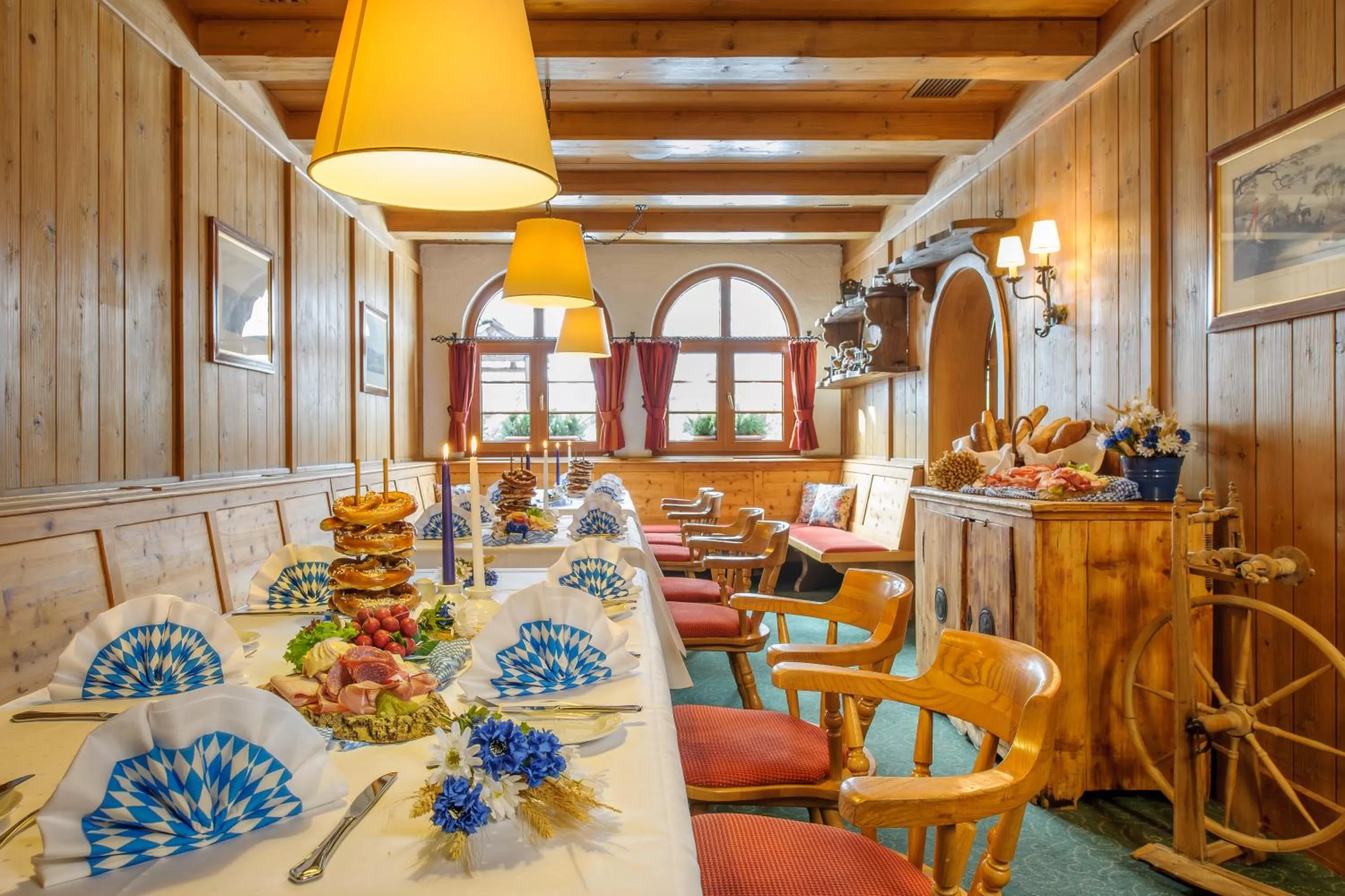 Restaurant/places to eat in Mercure Hotel Garmisch Partenkirchen