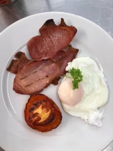 Food in Bron Menai Guest House