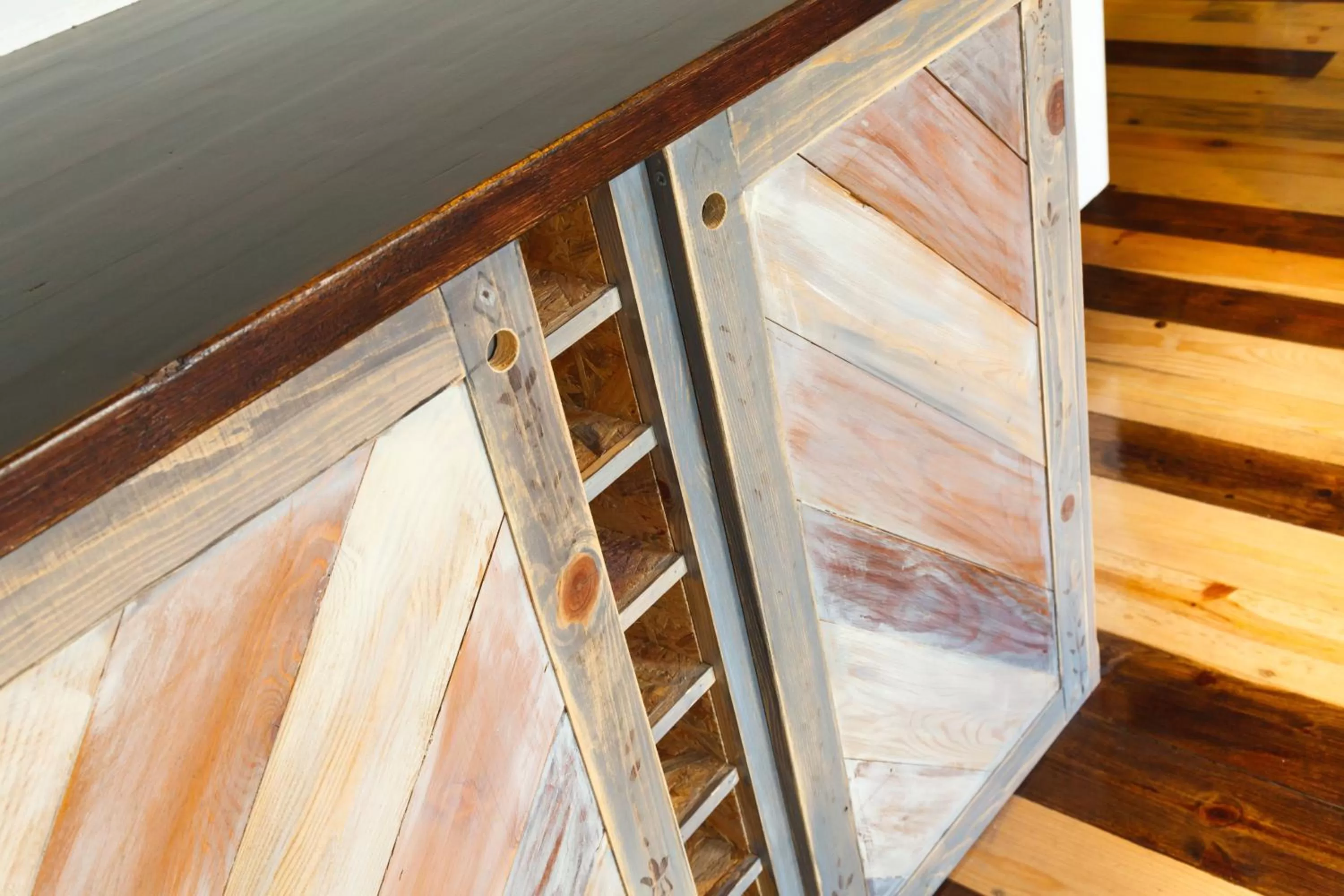 Decorative detail in ArkaBarka 2- Floating Dream Rooms and Apartments