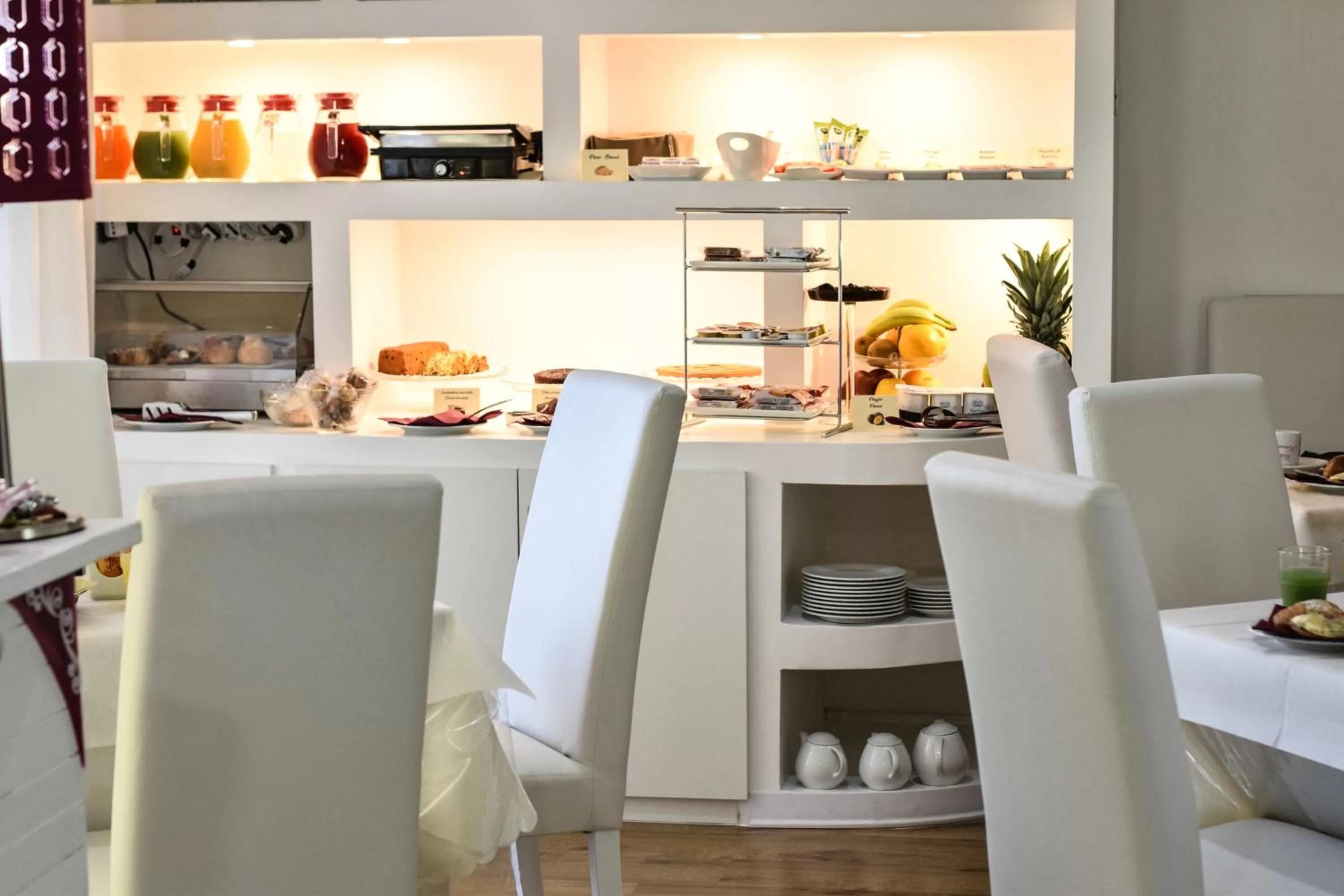 Breakfast in Hotel Kennedy