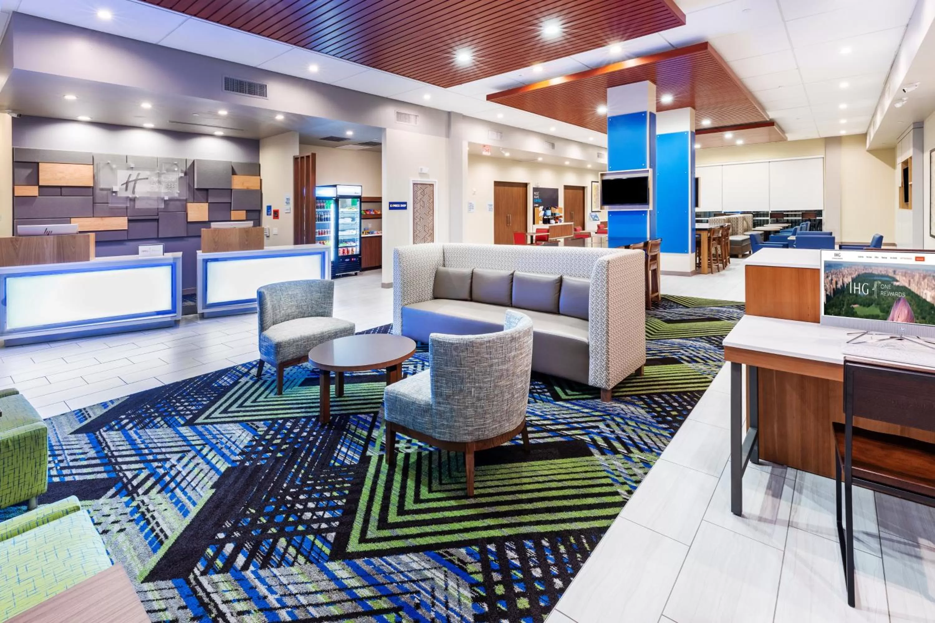 Property building in Holiday Inn Express & Suites - Houston - Downtown North by IHG