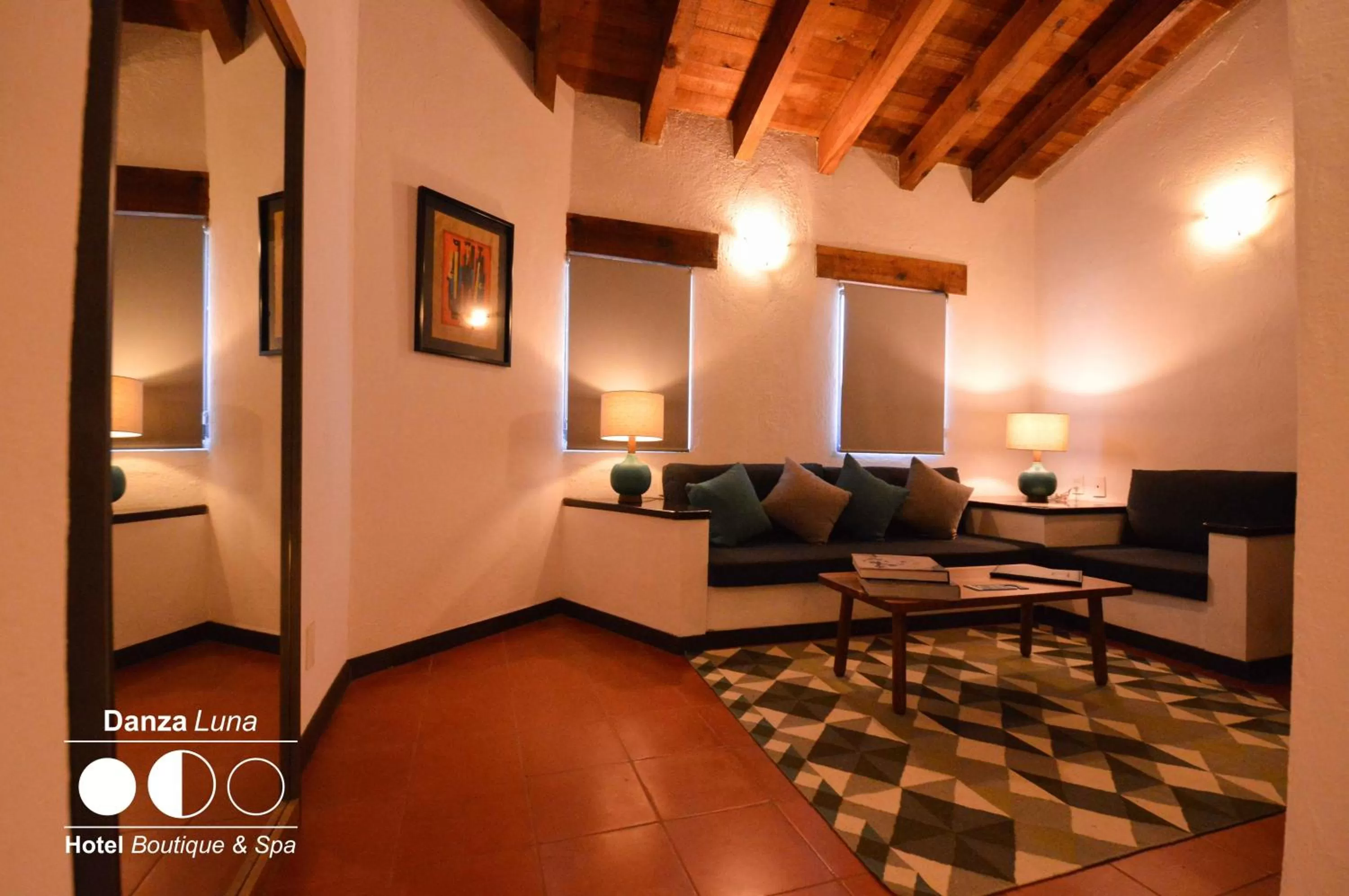 Night, Seating Area in Danzaluna Hotel Boutique