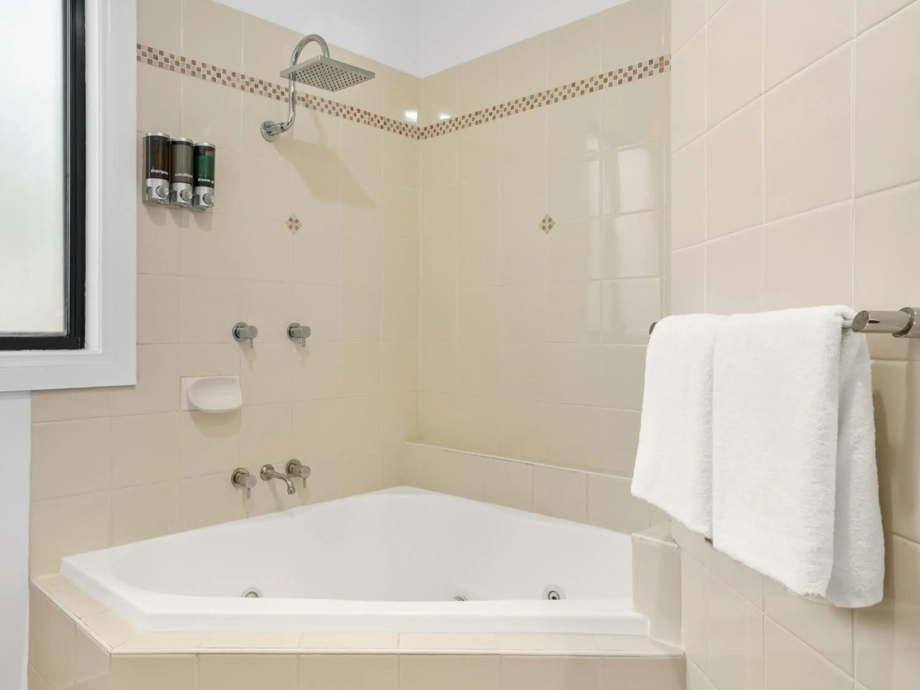 Two Bedroom Apartment in Leisure Inn Pokolbin Hill Two Bedroom Apartment in Leisure Inn Pokolbin Hill