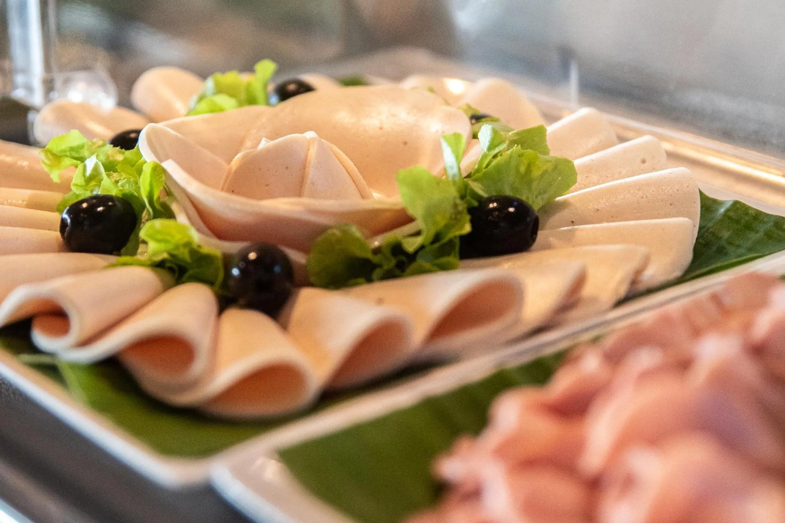 Food and drinks in Baan Chaweng Beach Resort & Spa - SHA Extra Plus