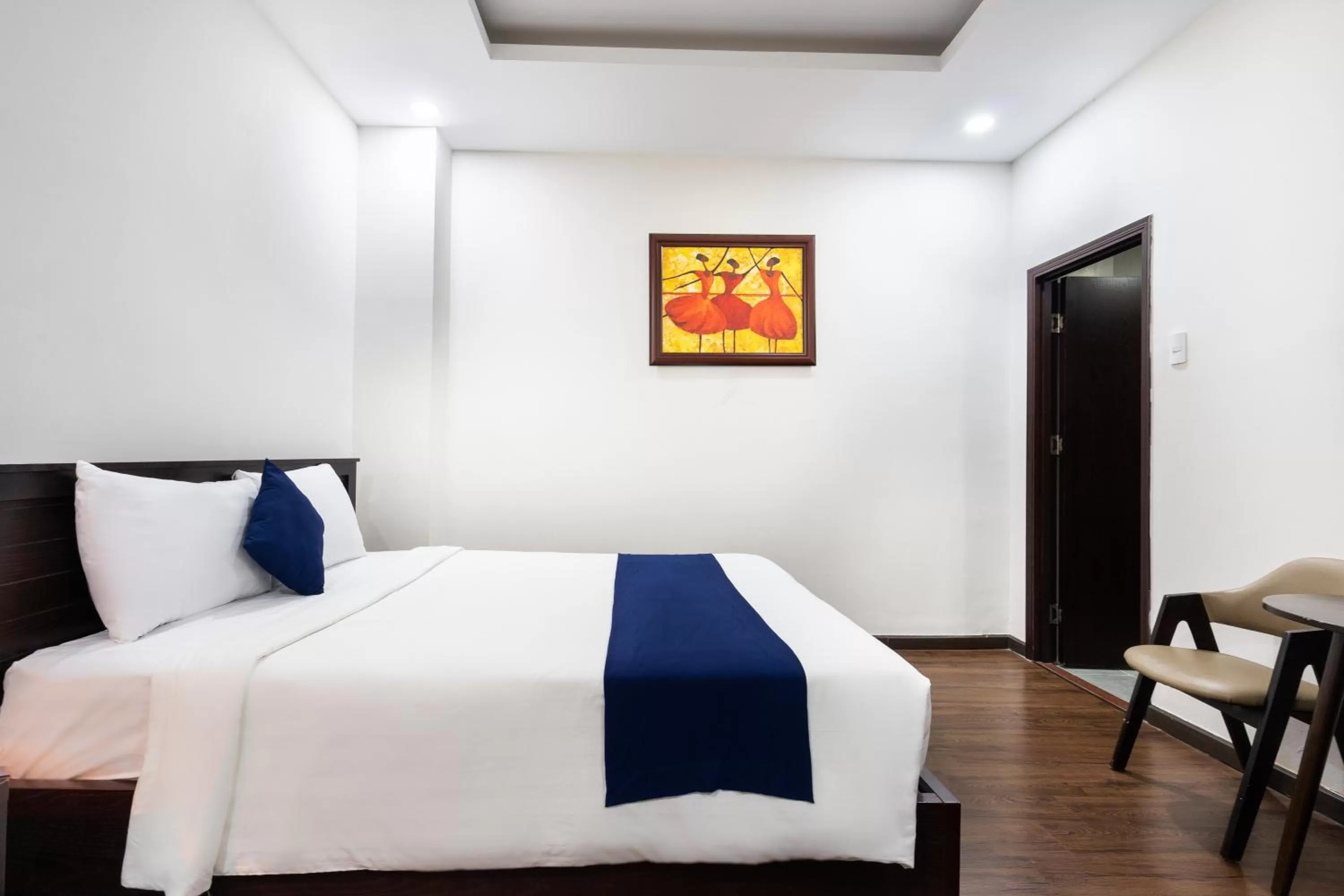 Bed in Central Hotel by Joi Hospitality