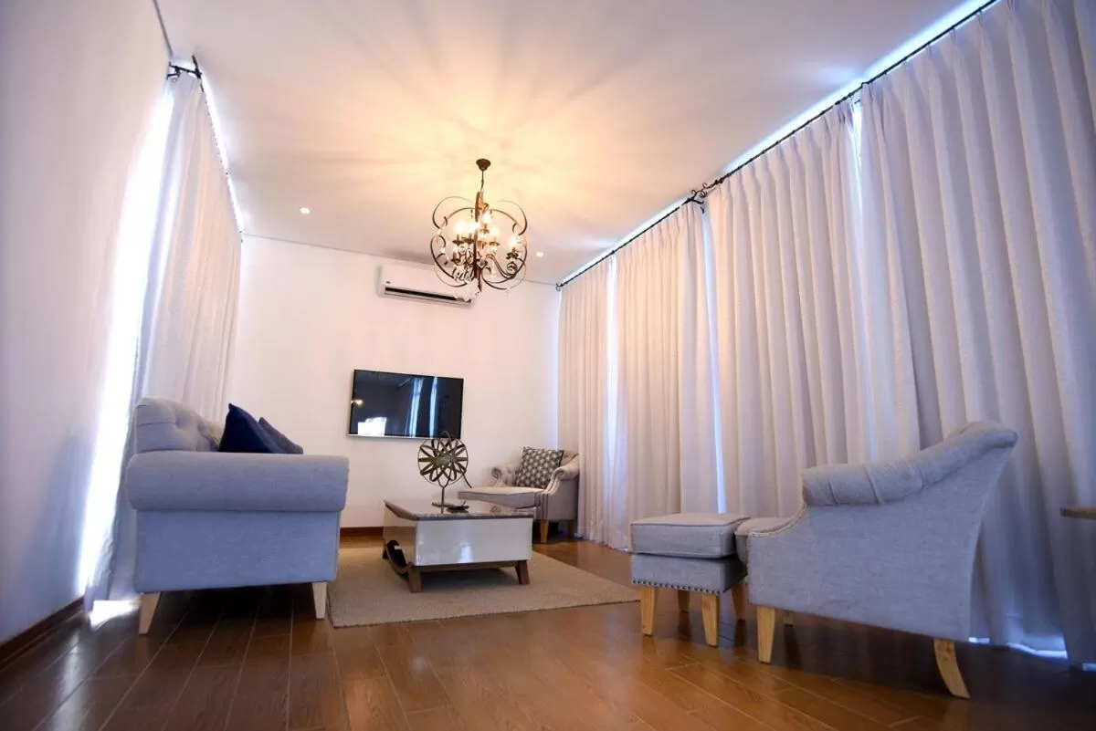 Thunderbird Resorts - Poro Point