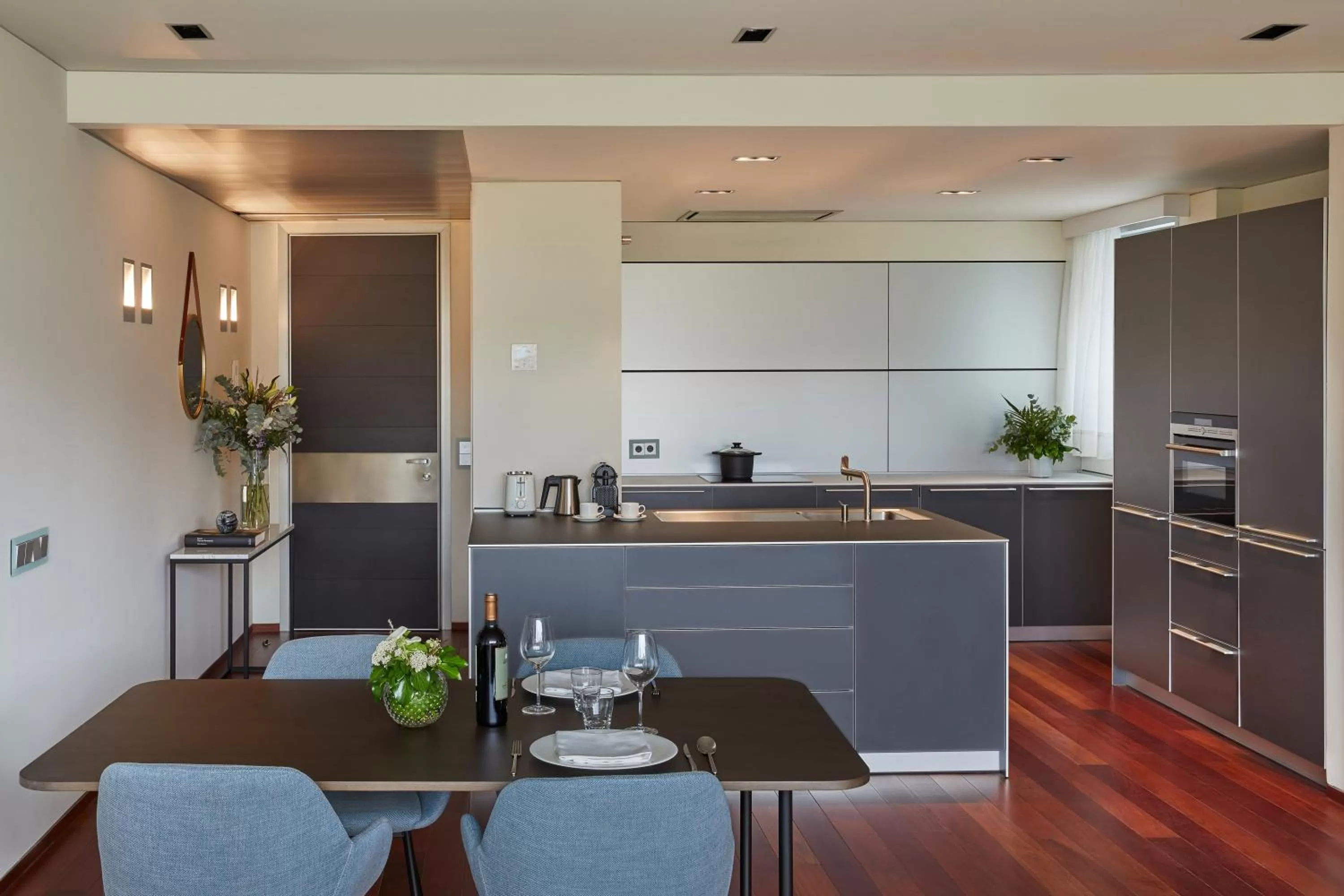 Coffee/tea facilities in Hyatt Regency Madrid Residences