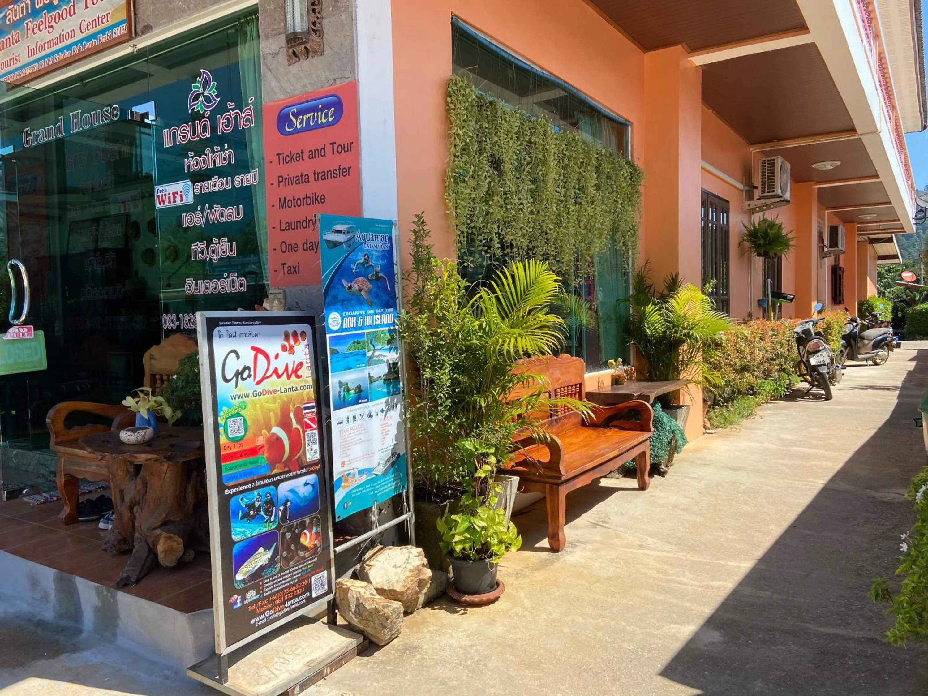 Property building in Lanta Grand House