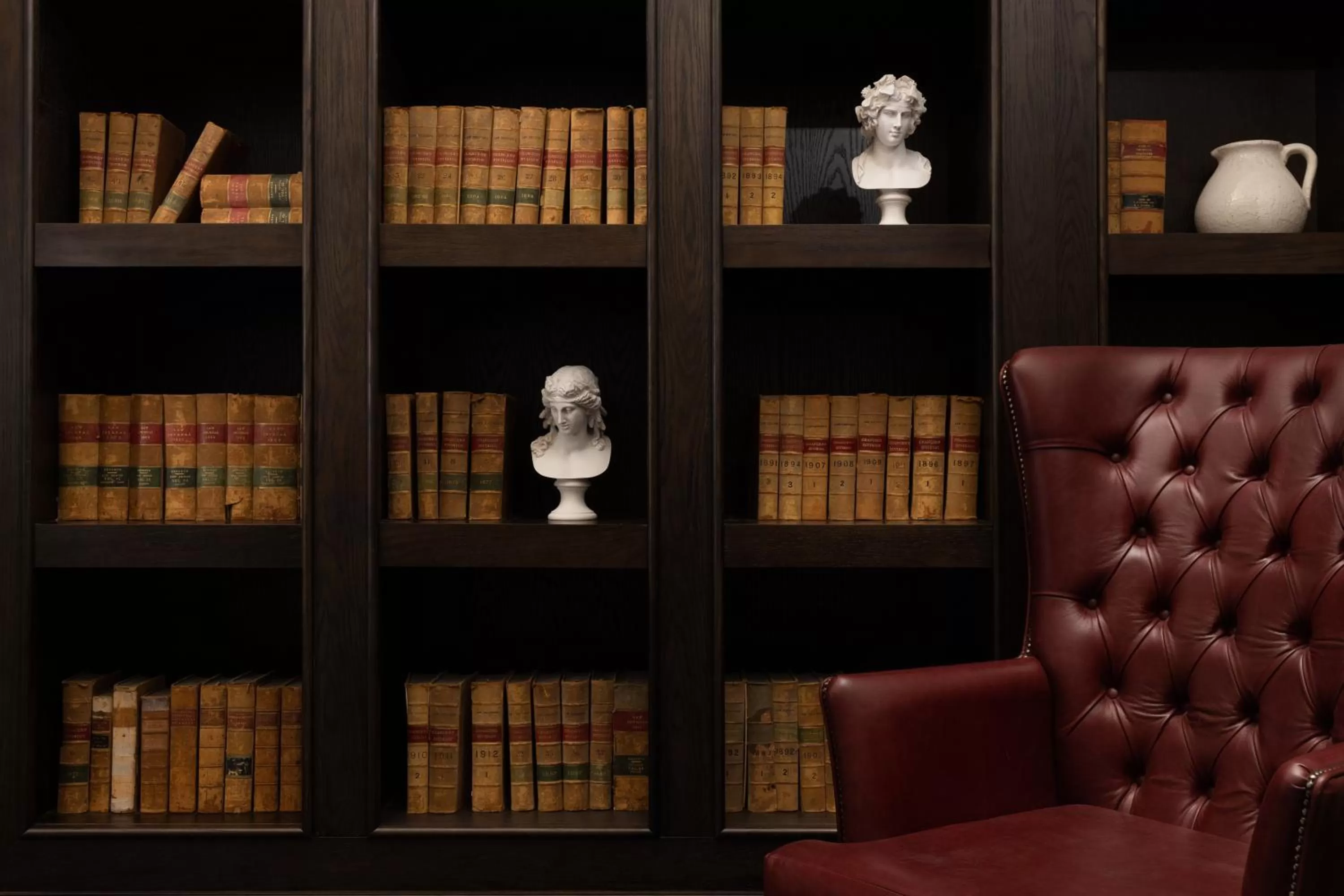 Library in Buxton Crescent