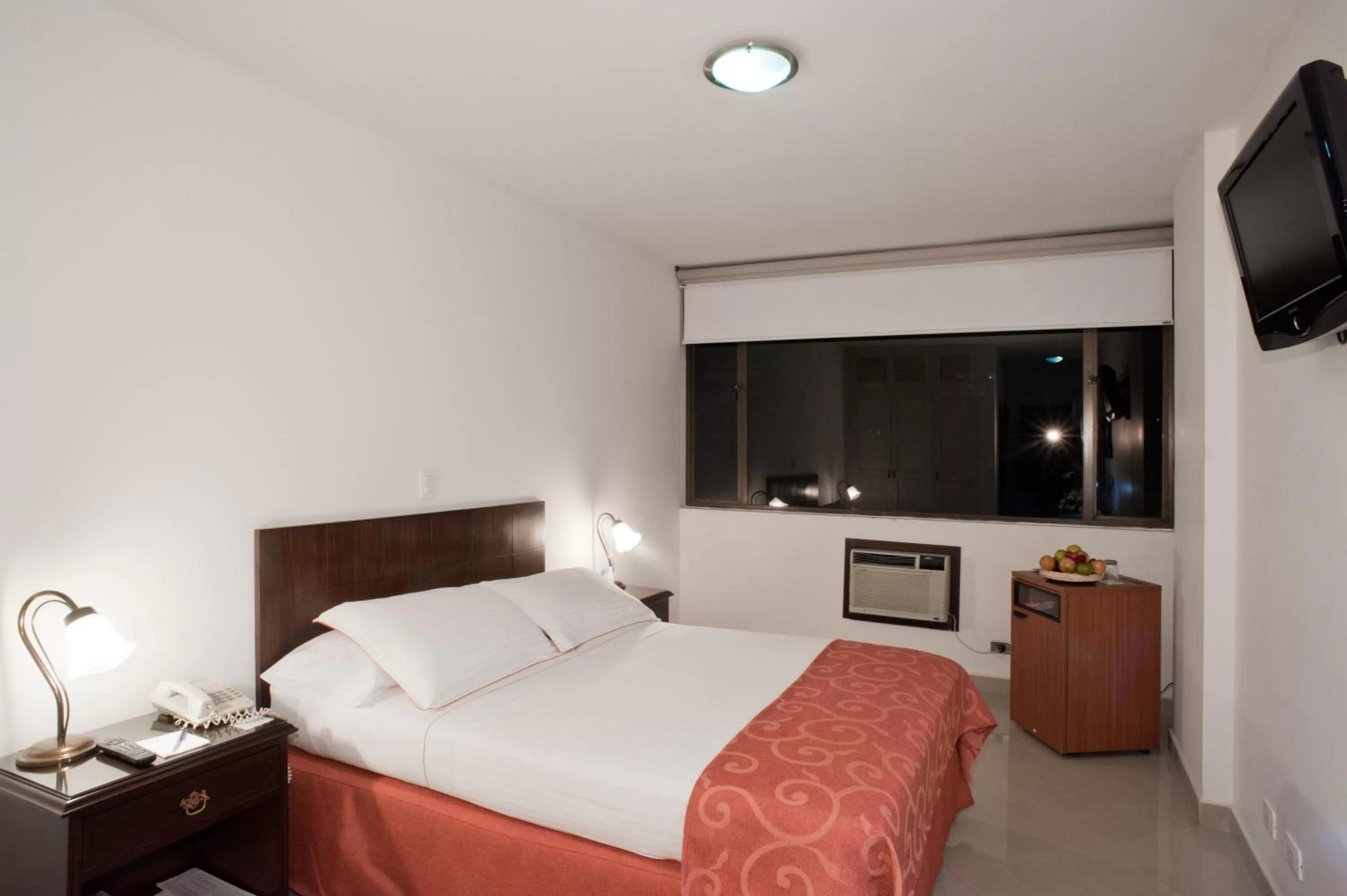 Bed in Hotel Dann Combeima