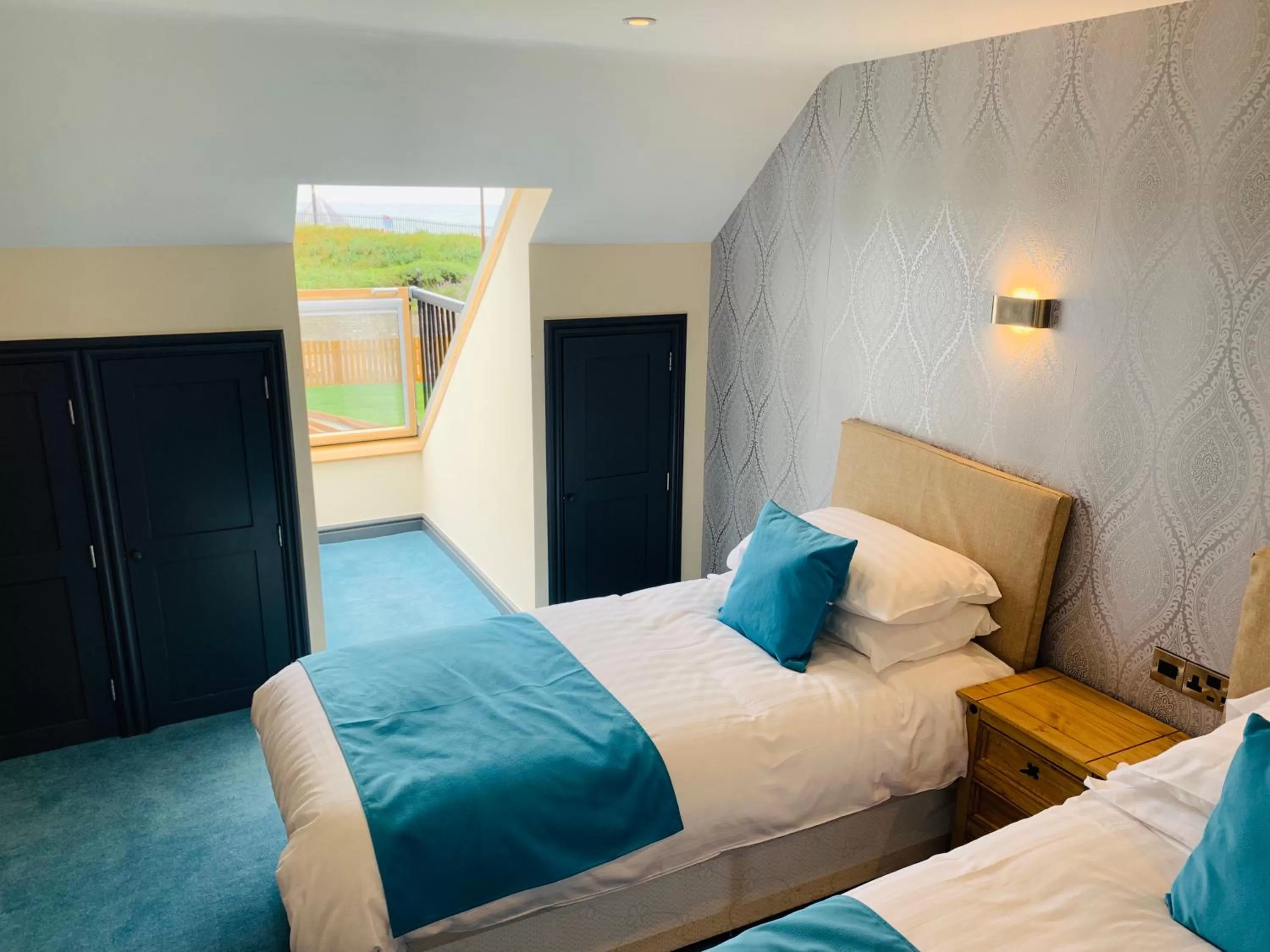 Small Twin Room in Barmouth Beach Club