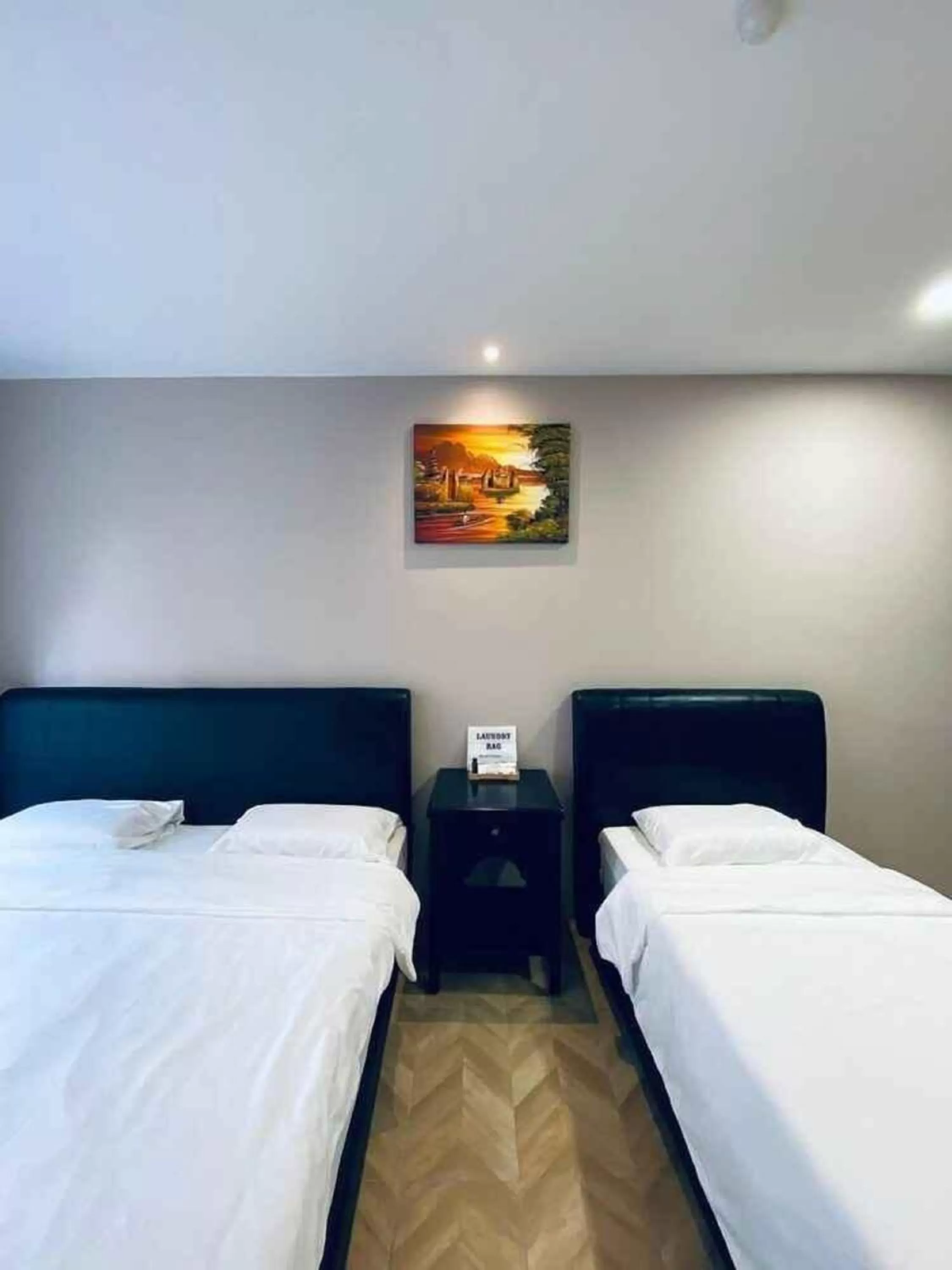 Bedroom, Bed in Townhouse OAK Dz Premier Suite