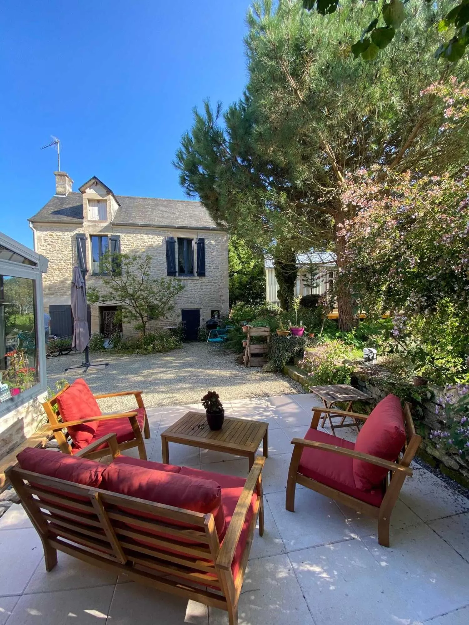 Patio in Le mas Normand