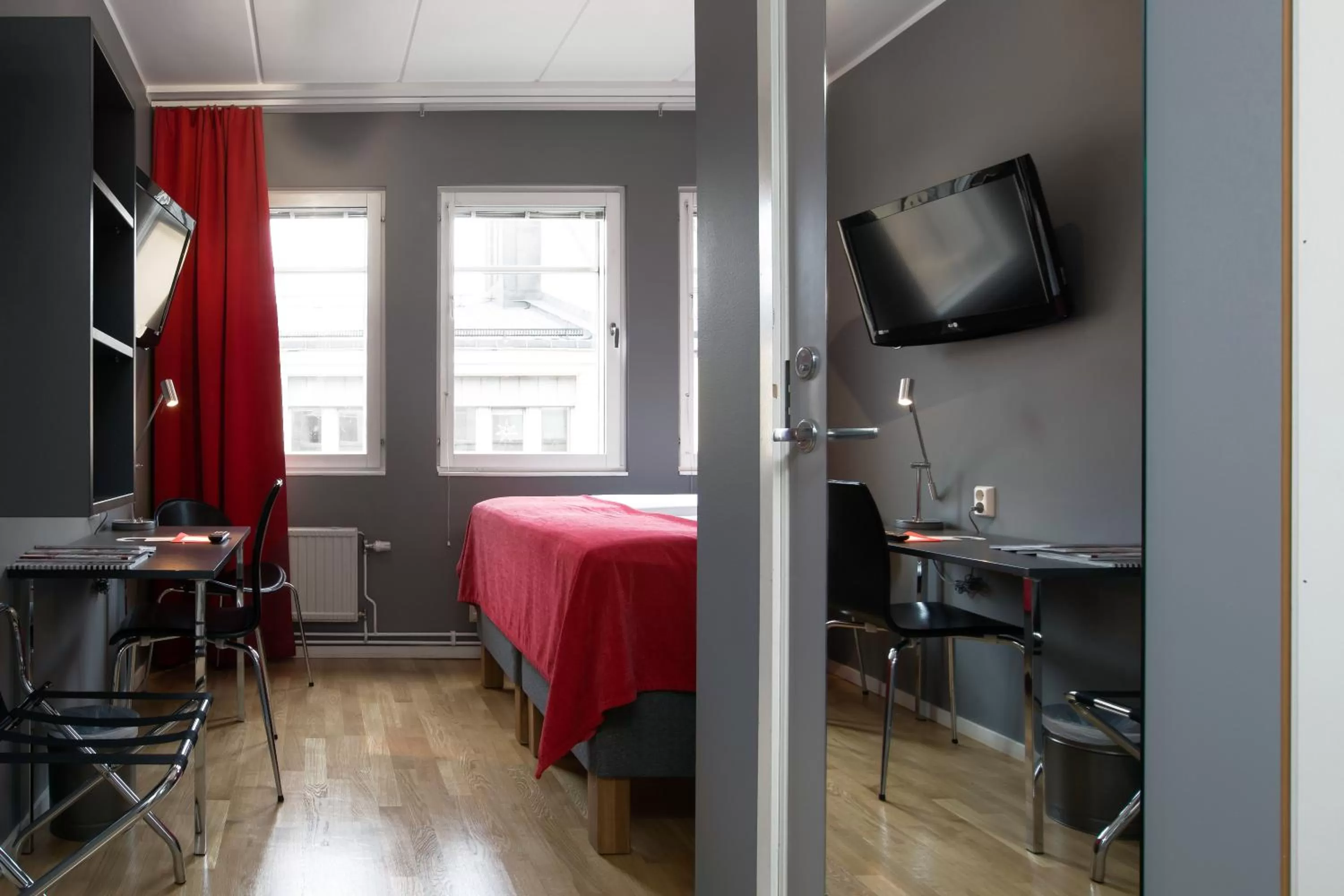 Photo of the whole room, TV/Entertainment Center in Connect Hotel City