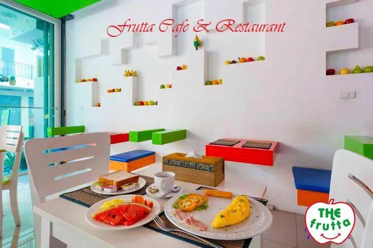 Food and drinks in The Frutta Boutique