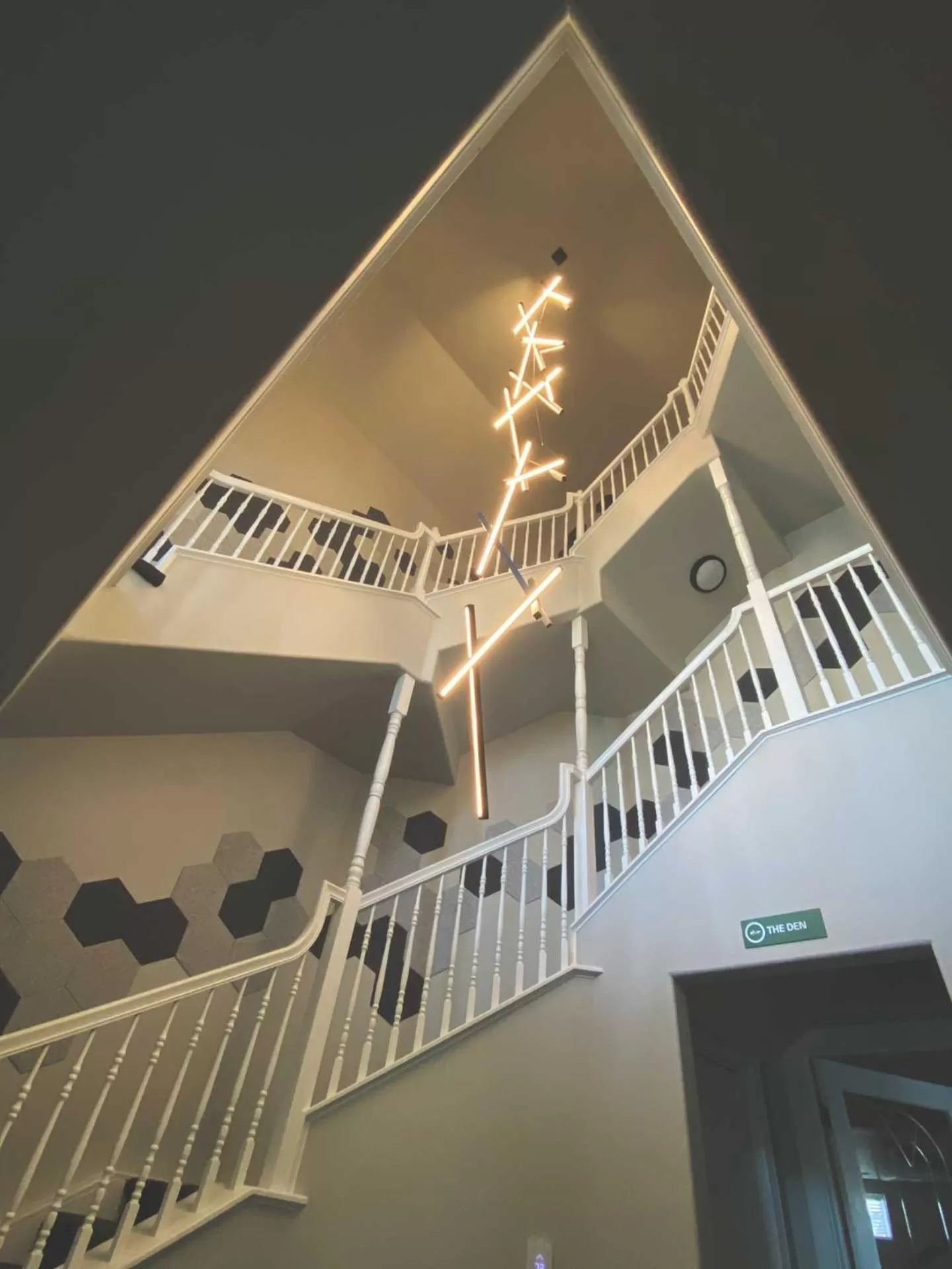 Property building in Winter Park Chateau