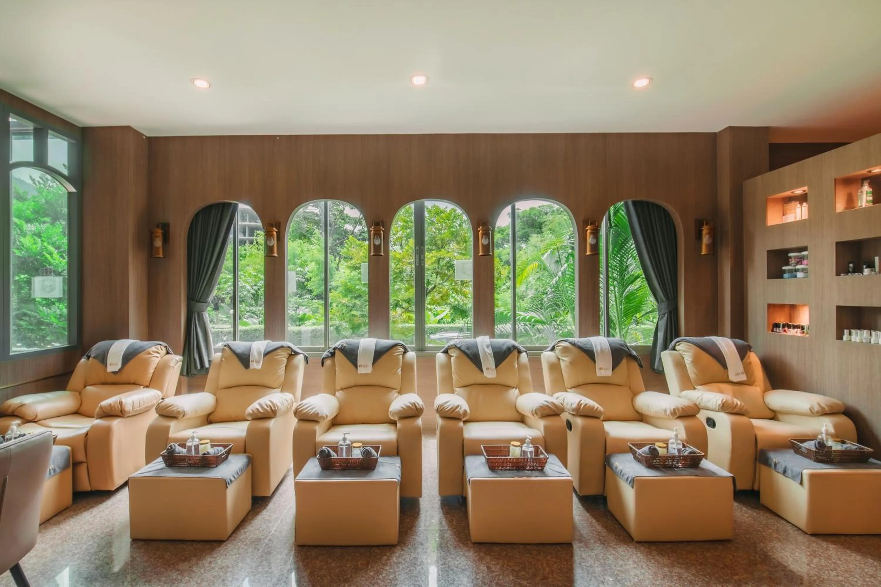 Massage in Elite Suites Patong