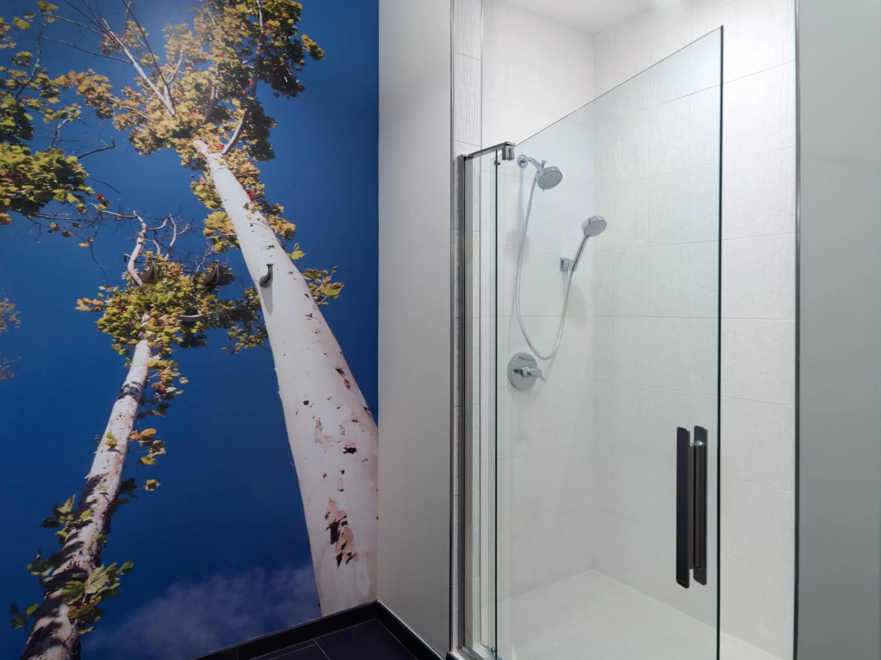 Suite - Mobility Access Roll in Shower/Non-Smoking in Hotel Indigo Tuscaloosa Downtown by IHG Suite - Mobility Access Roll in Shower/Non-Smoking in Hotel Indigo Tuscaloosa Downtown by IHG