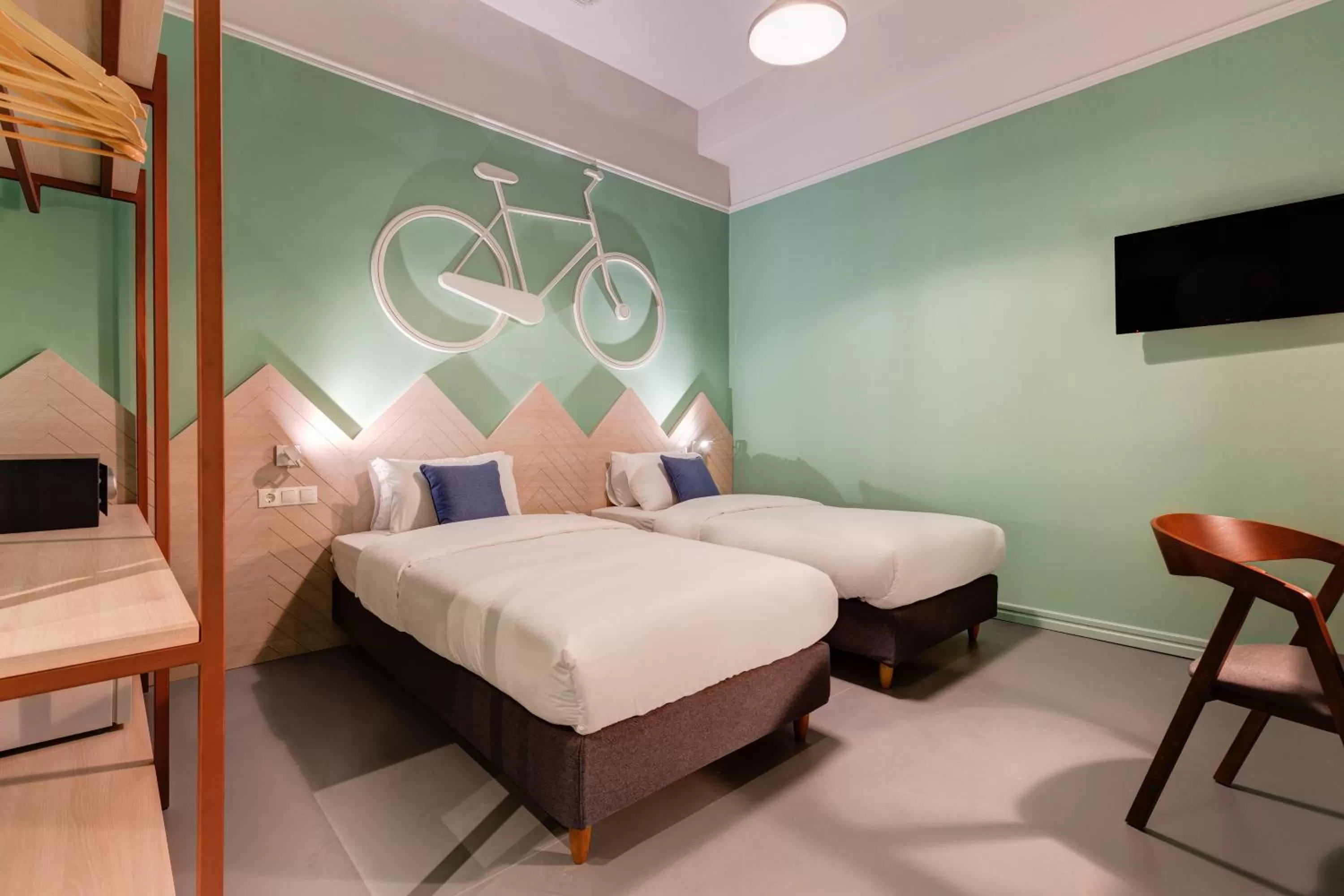 Photo of the whole room, Bed in Colors Urban Hotel Thessaloniki