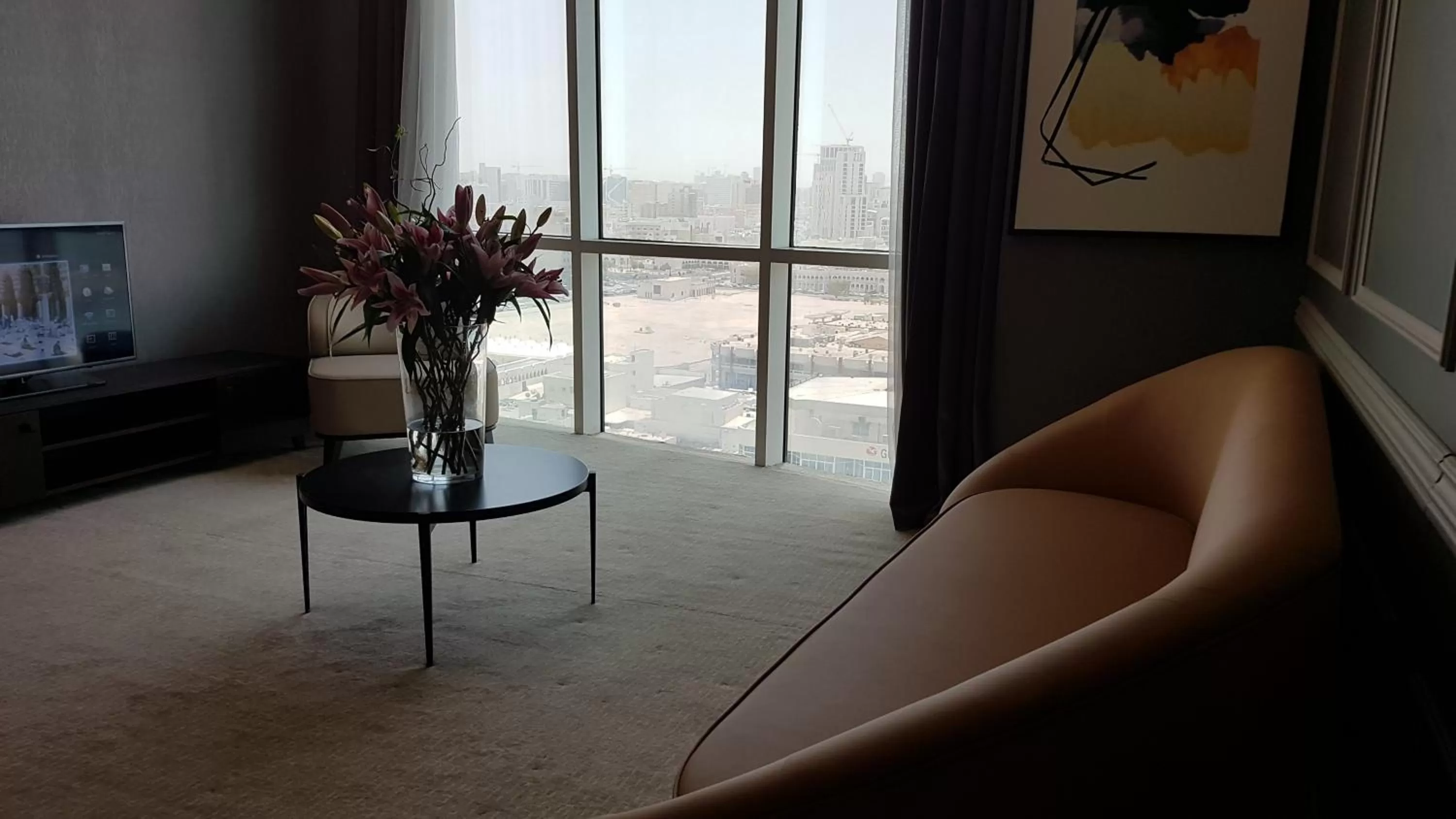 Living room in Horizon Manor Hotel