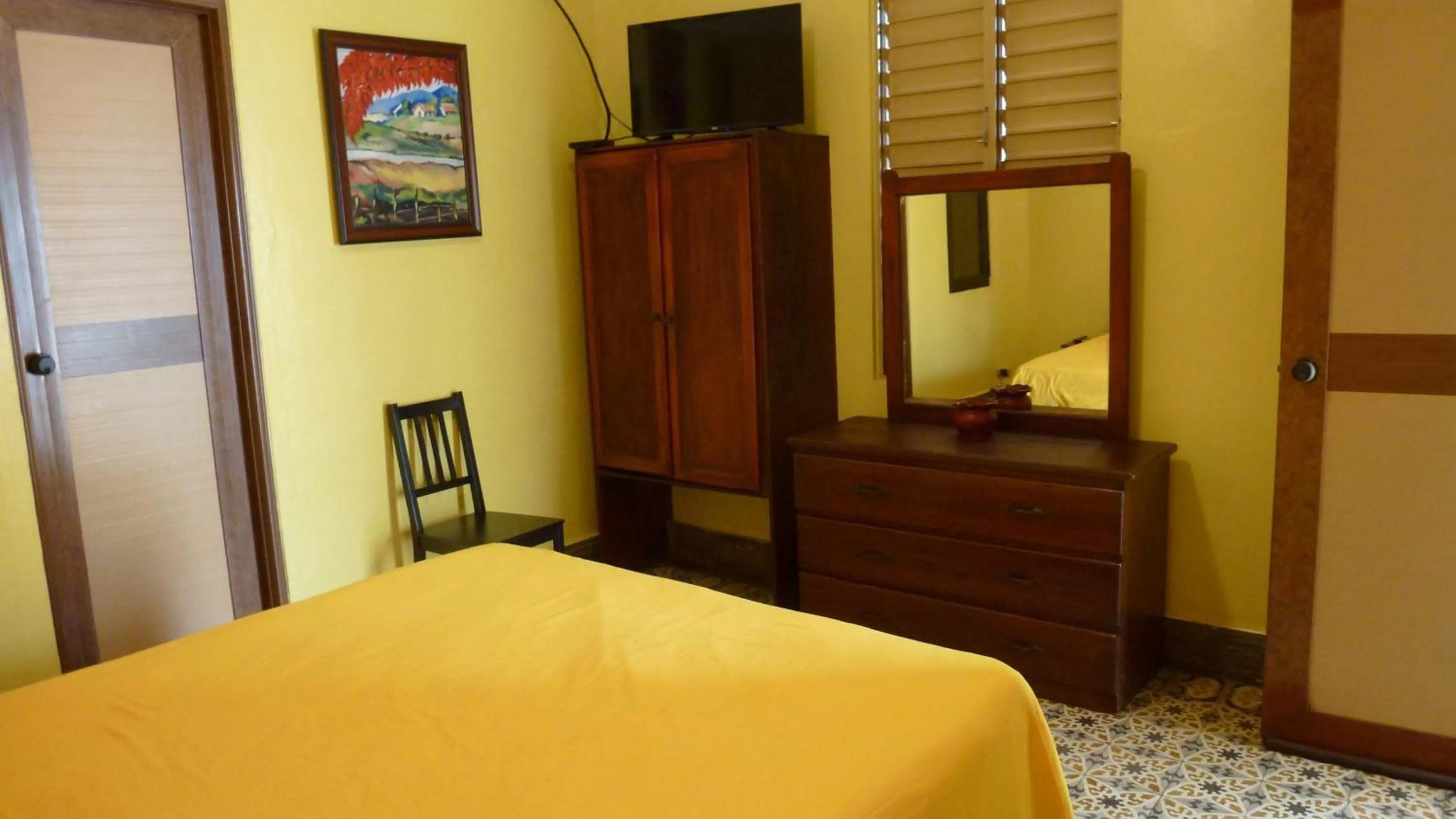 TV and multimedia, Bed in Residencial La Fonte