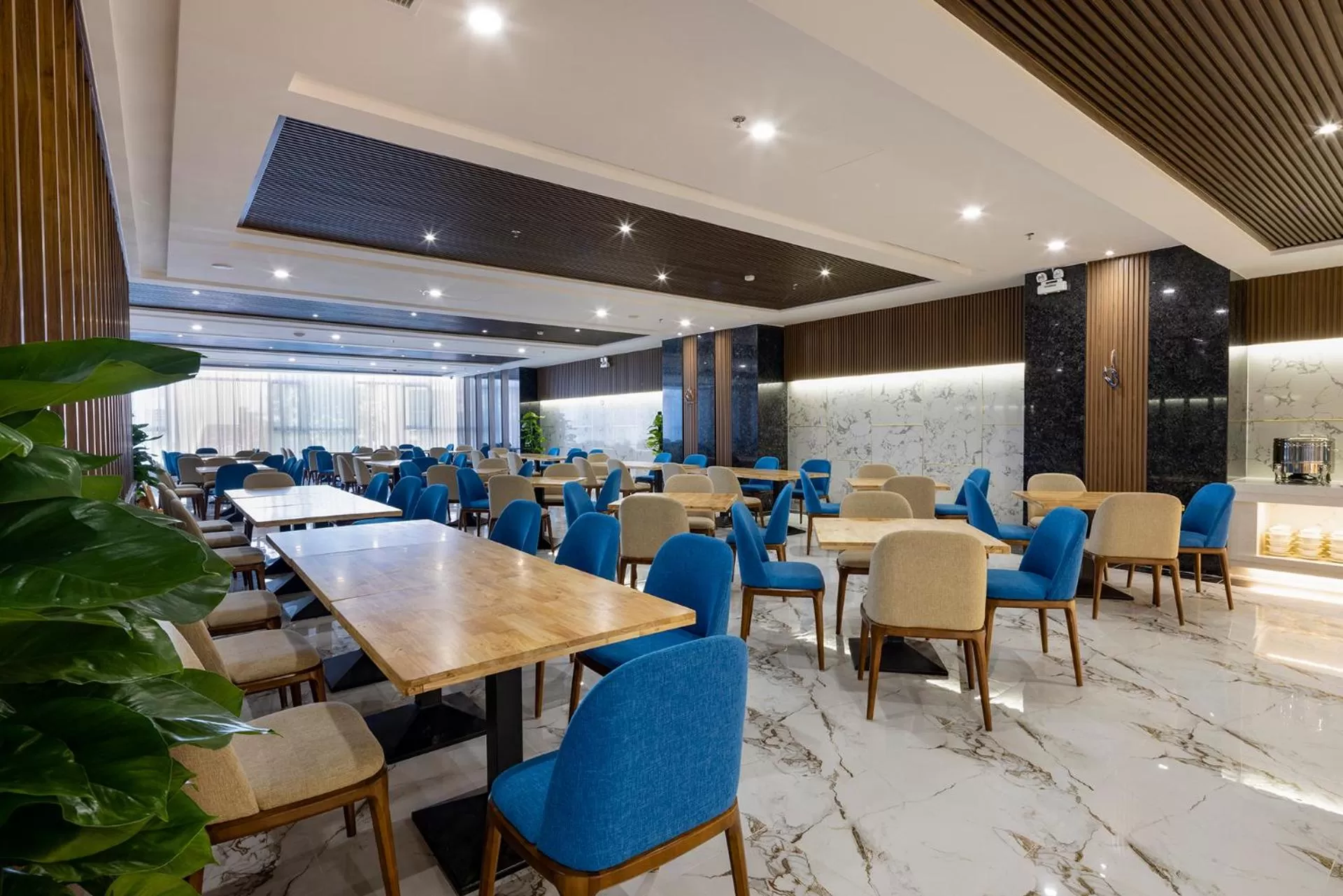 Restaurant/places to eat in Miracle Luxury Nha Trang