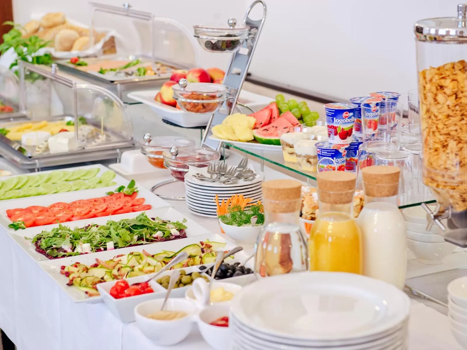 Food and drinks in Hotel Koloseum