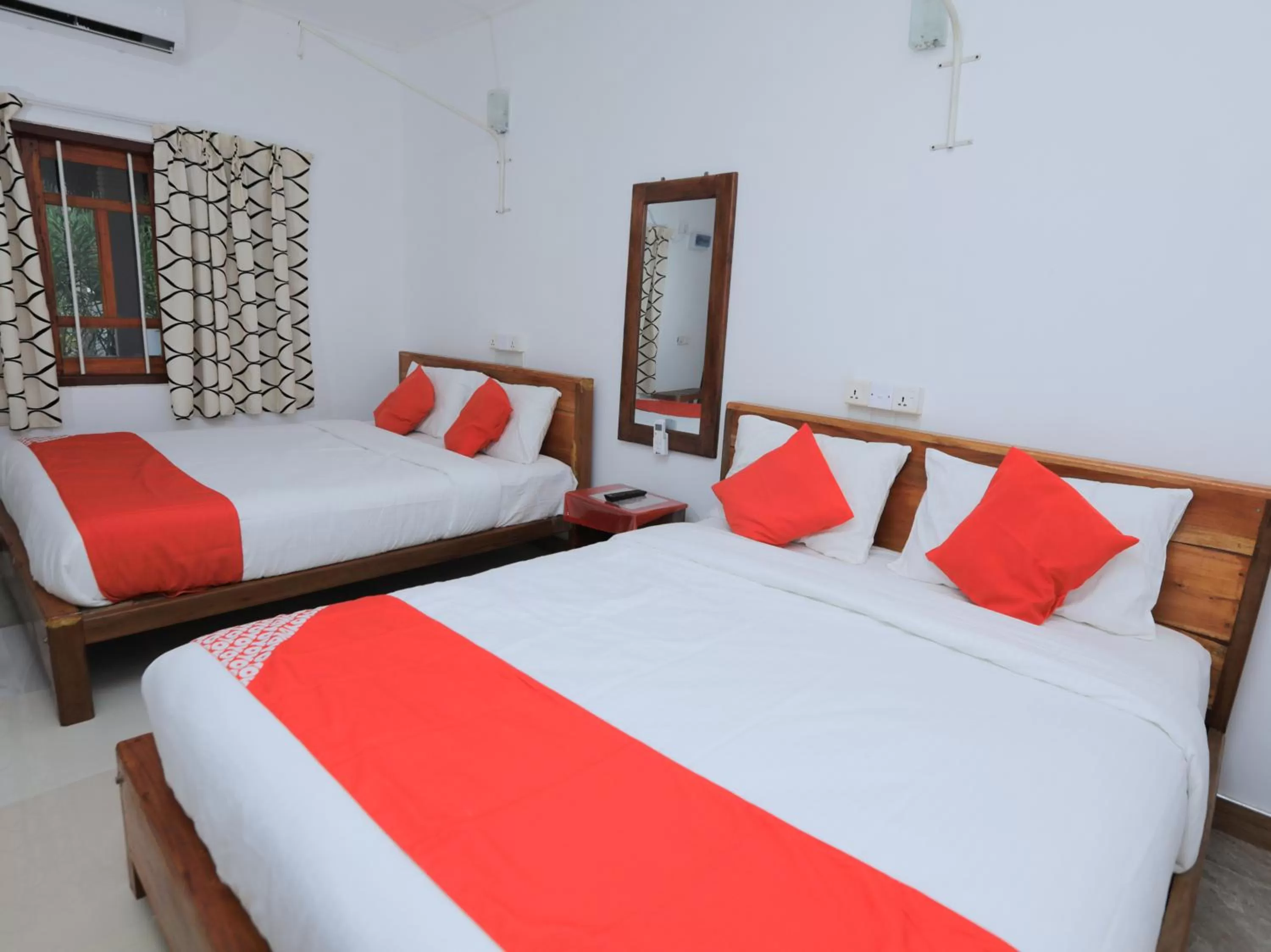 Deluxe Family Room in Trinco Star Cabana