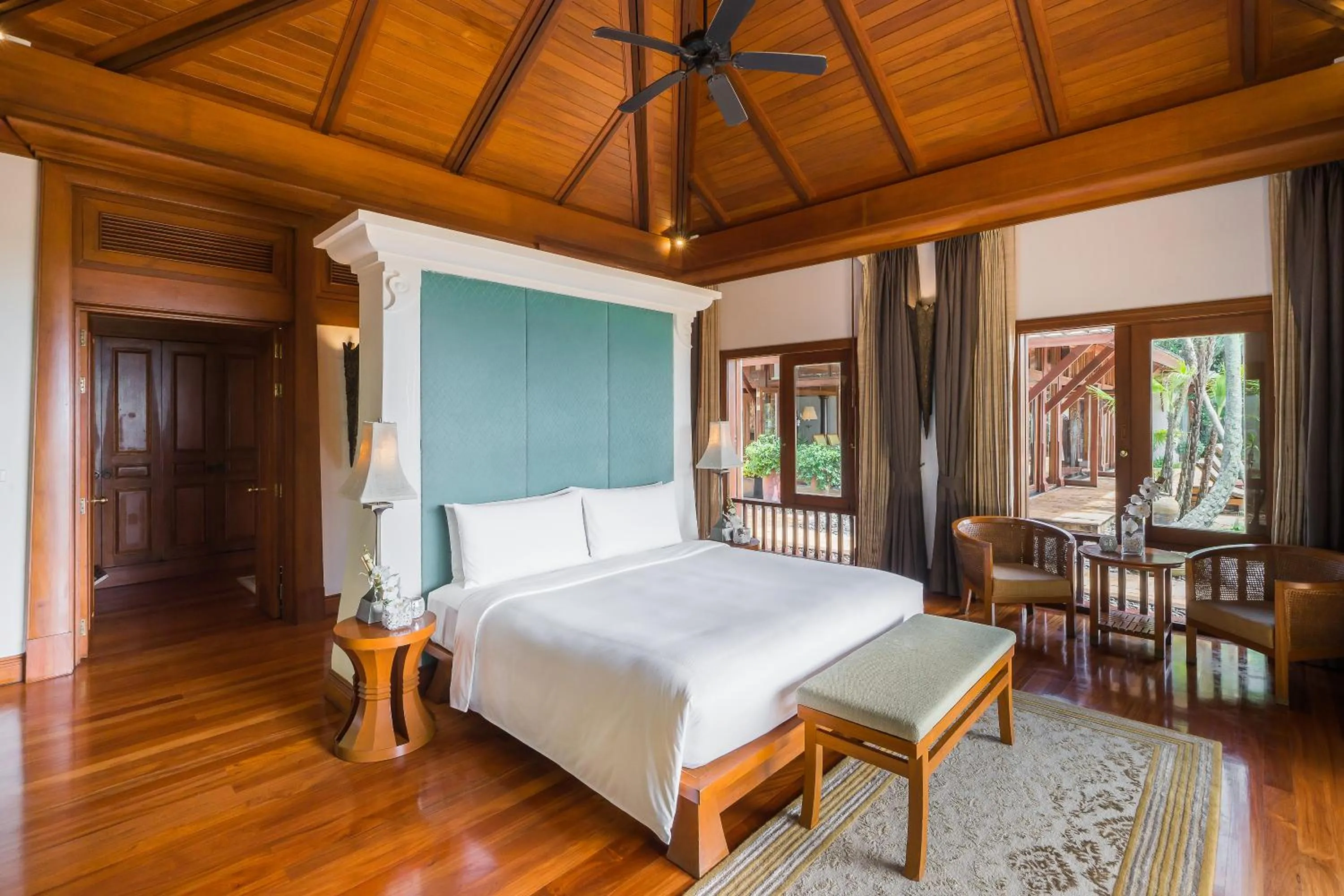 Bedroom, Bed in JW Marriott Phuket Resort and Spa