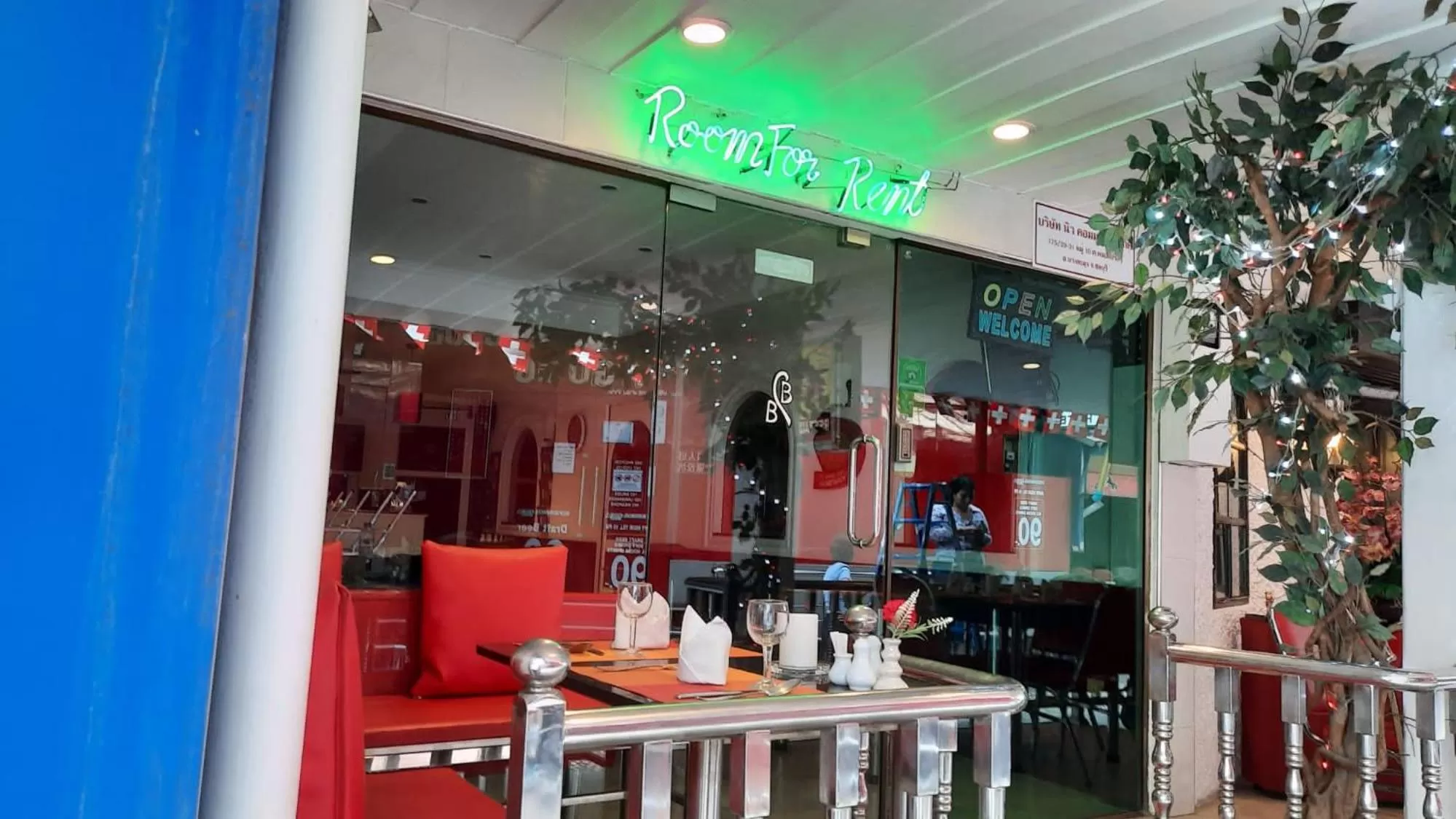 Restaurant/Places to Eat in Swiss Food Restaurant and room for rent