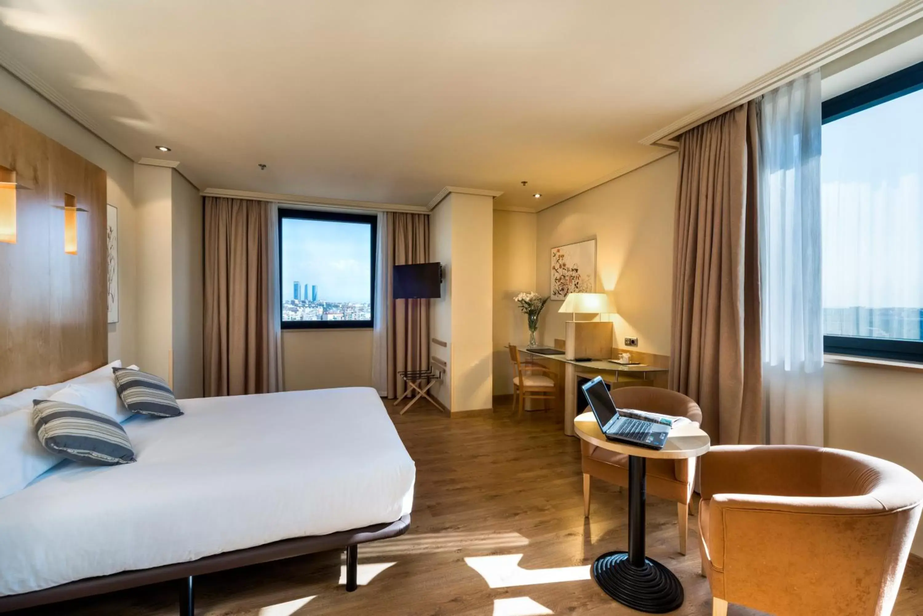 Executive Double or Twin Room in Abba Madrid Executive Double or Twin Room in Abba Madrid