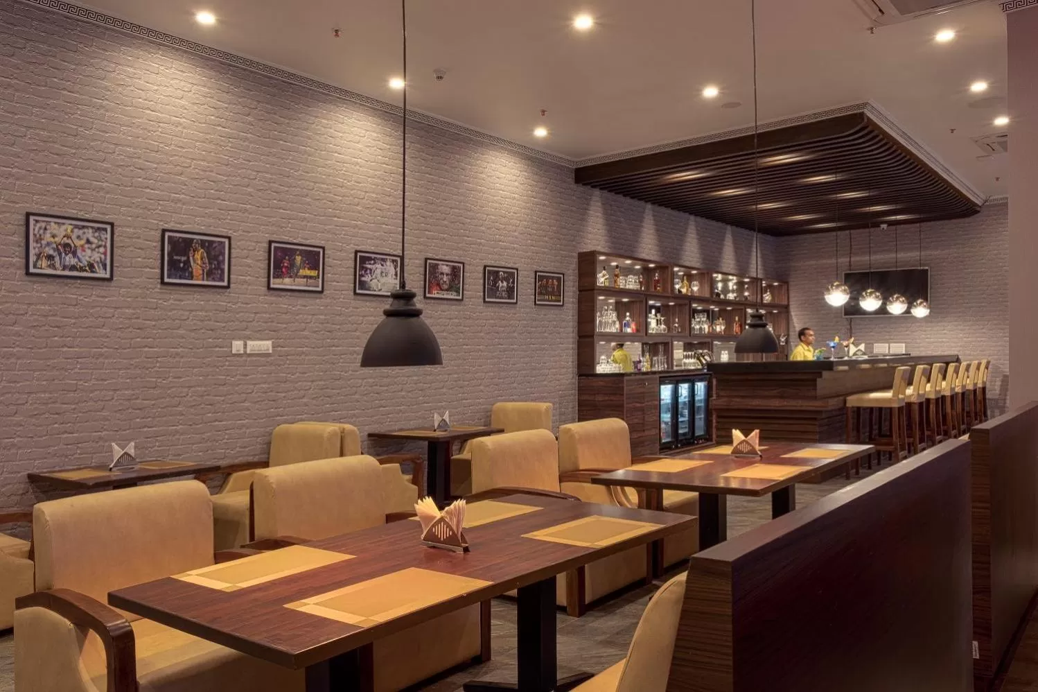 Restaurant/places to eat in Lemon Tree Hotel Gangtok