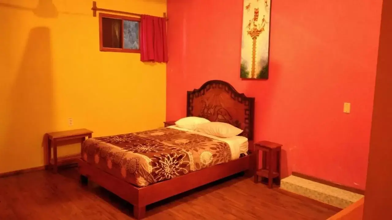 Deluxe Queen Room in Posada El Volador Deluxe Queen Room in Posada El Volador