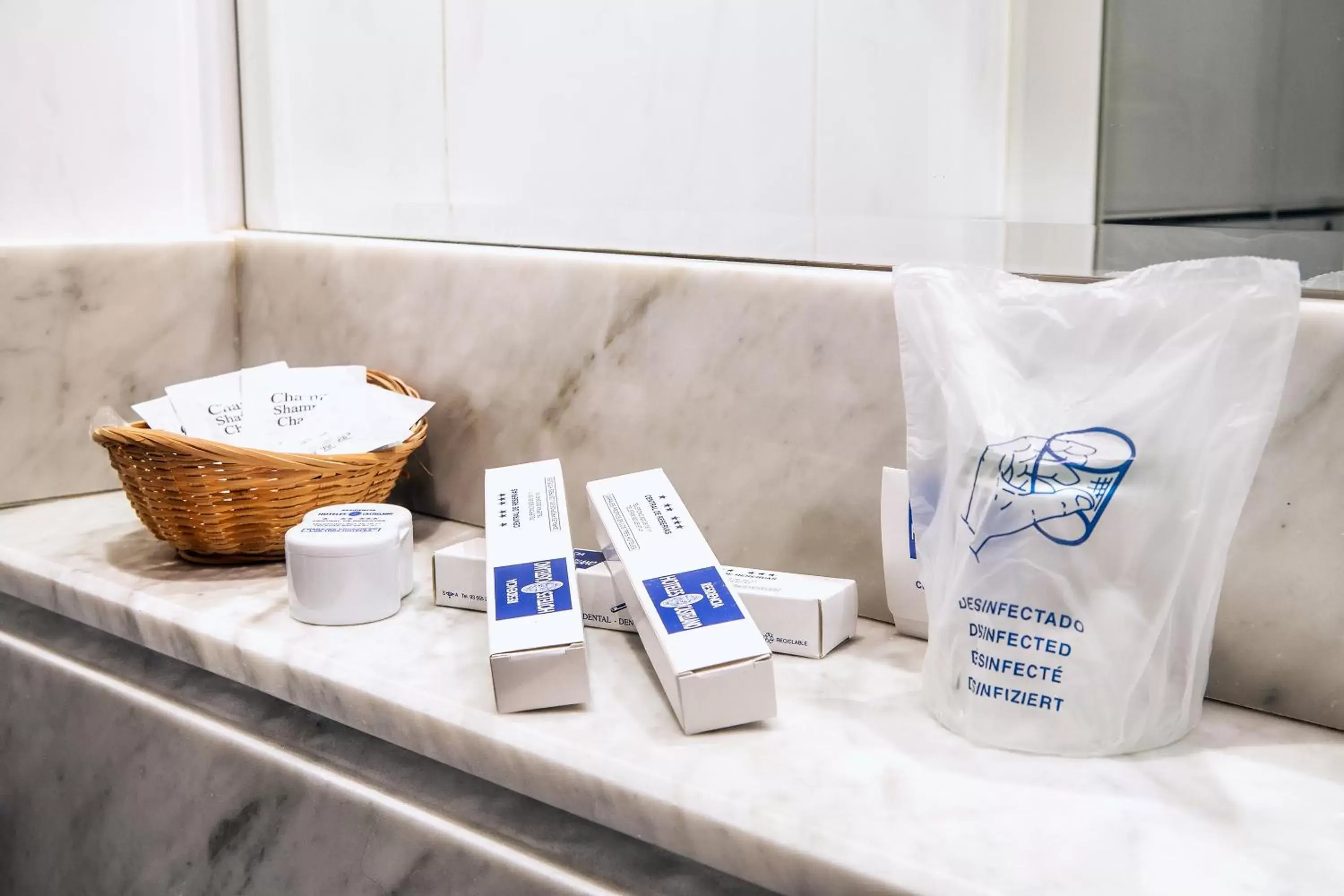 Double or Twin Room in Hotel Castellano I Double or Twin Room in Hotel Castellano I