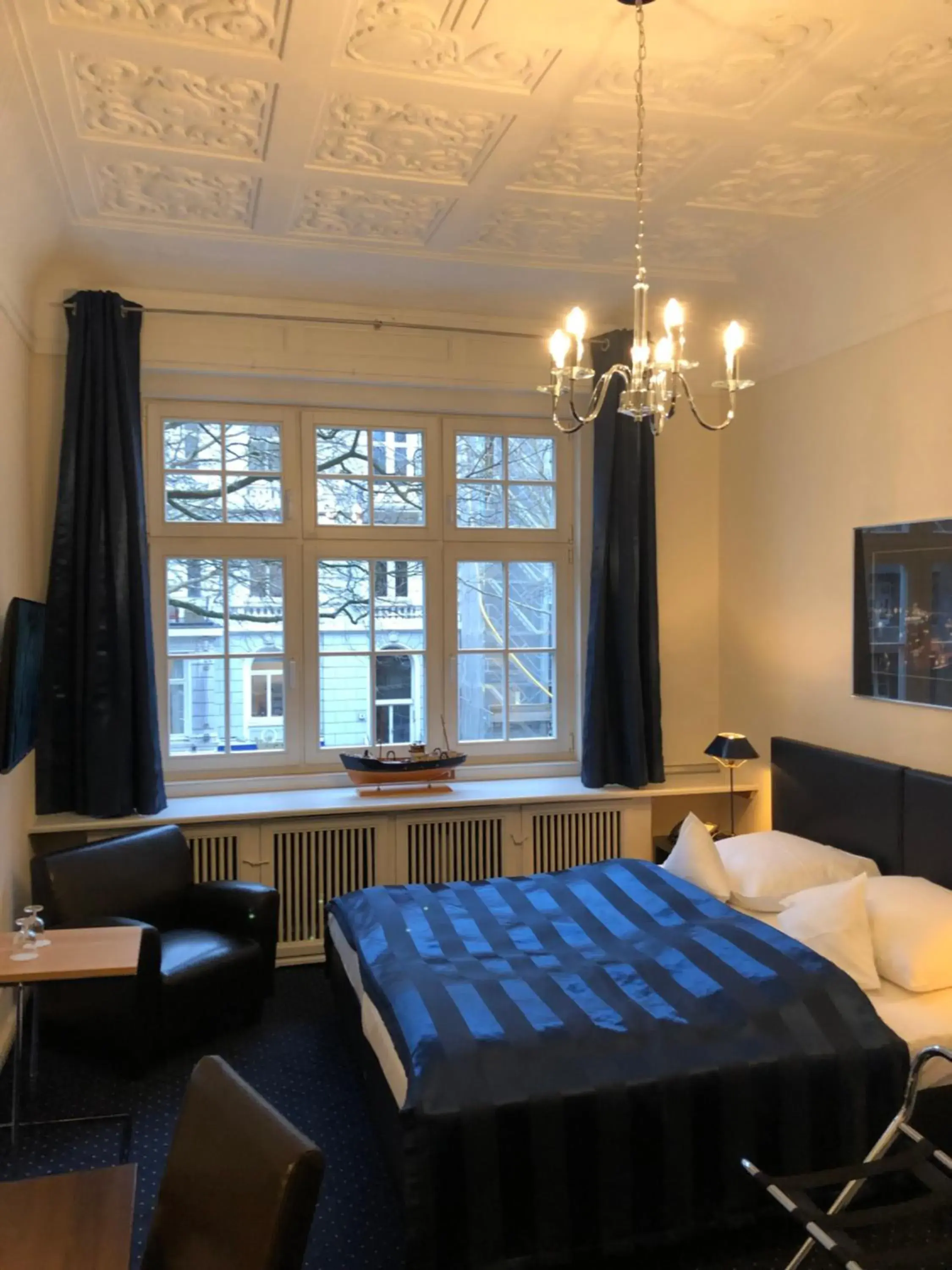 Double Room in Hotel Wagner im Dammtorpalais Double Room in Hotel Wagner im Dammtorpalais