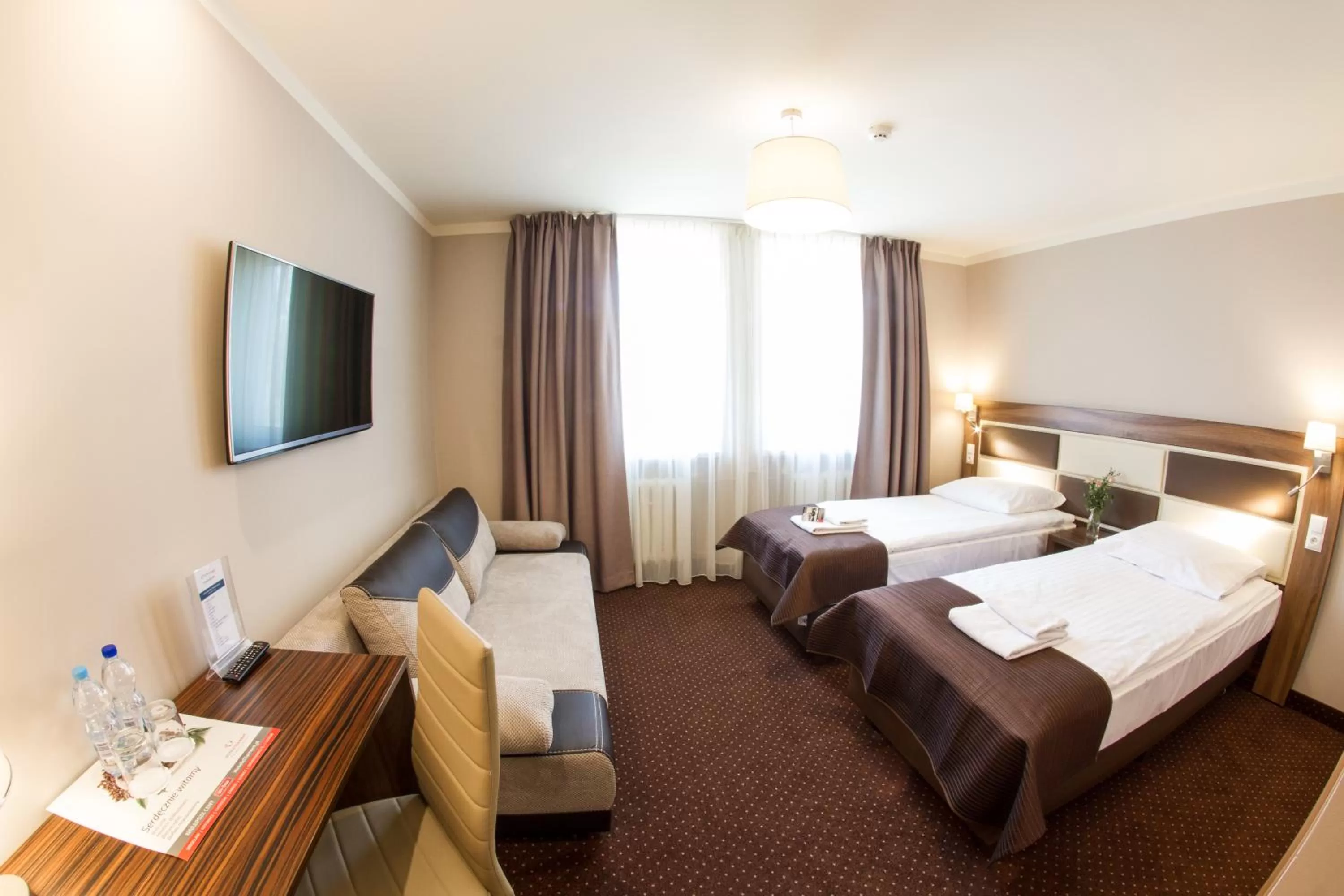 Bed in Hotel Diament Zabrze - Gliwice