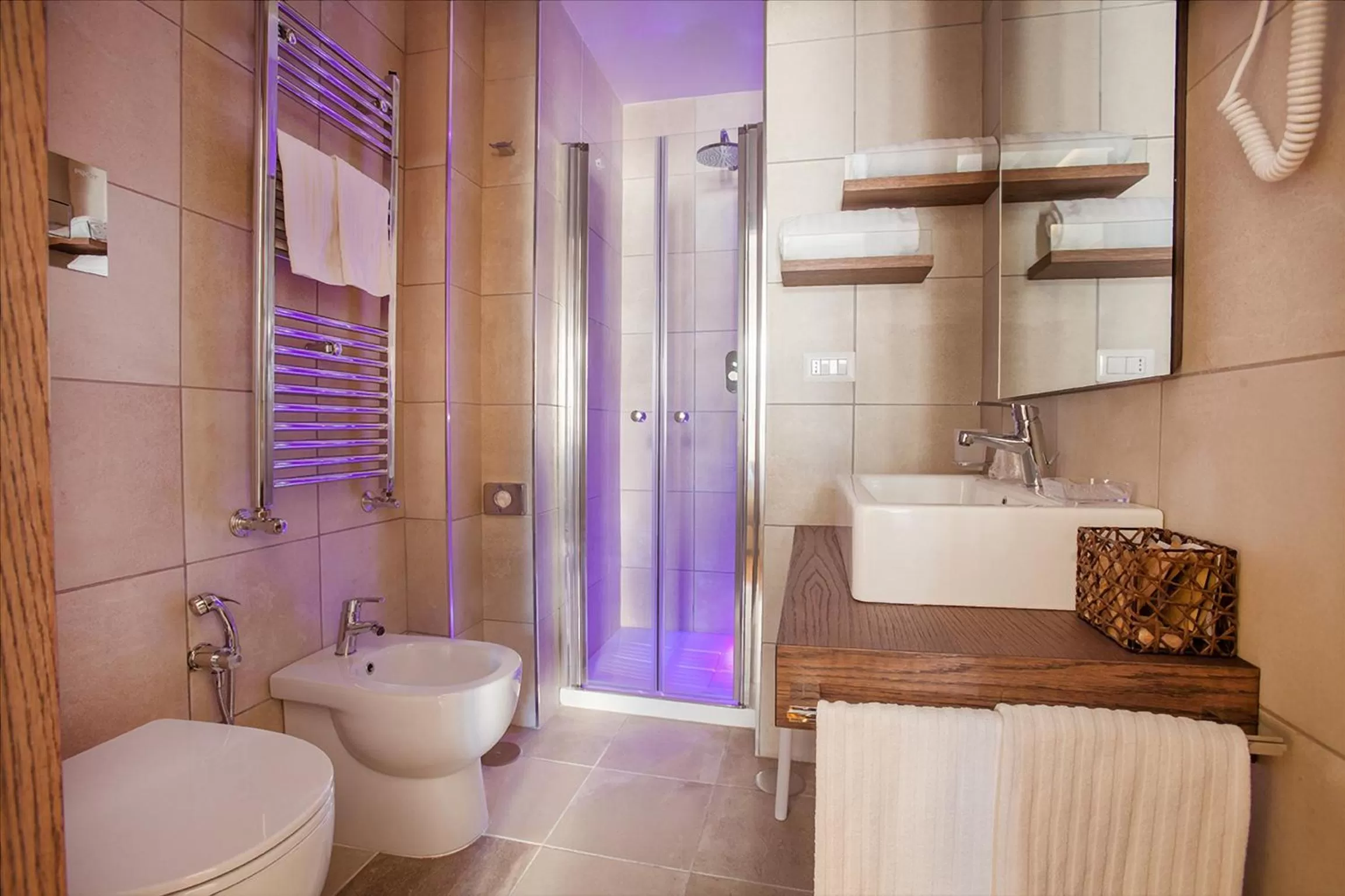 Shower in B&B Palazzo Depretis