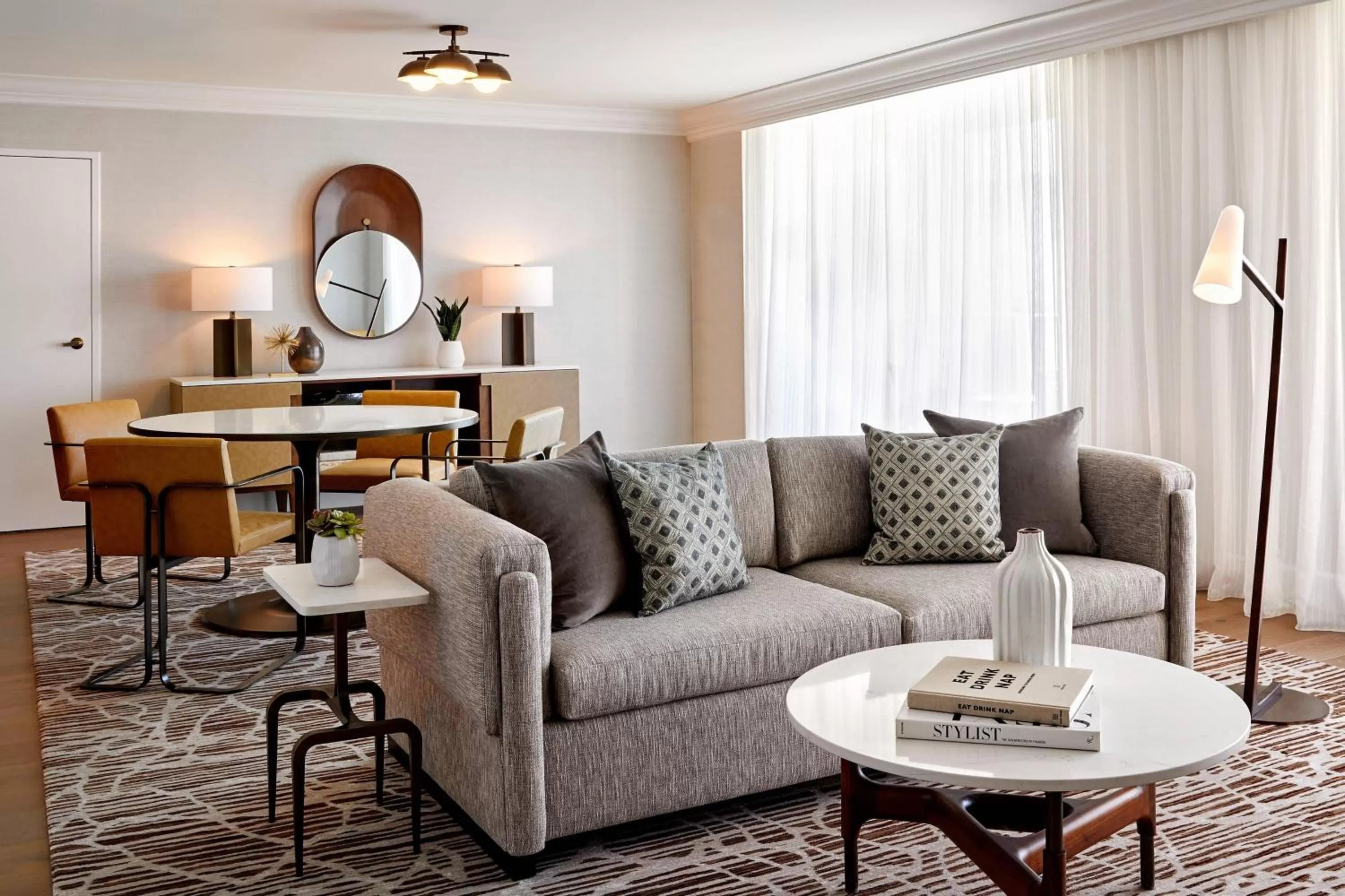 Living room in JW Marriott Desert Springs Resort & Spa